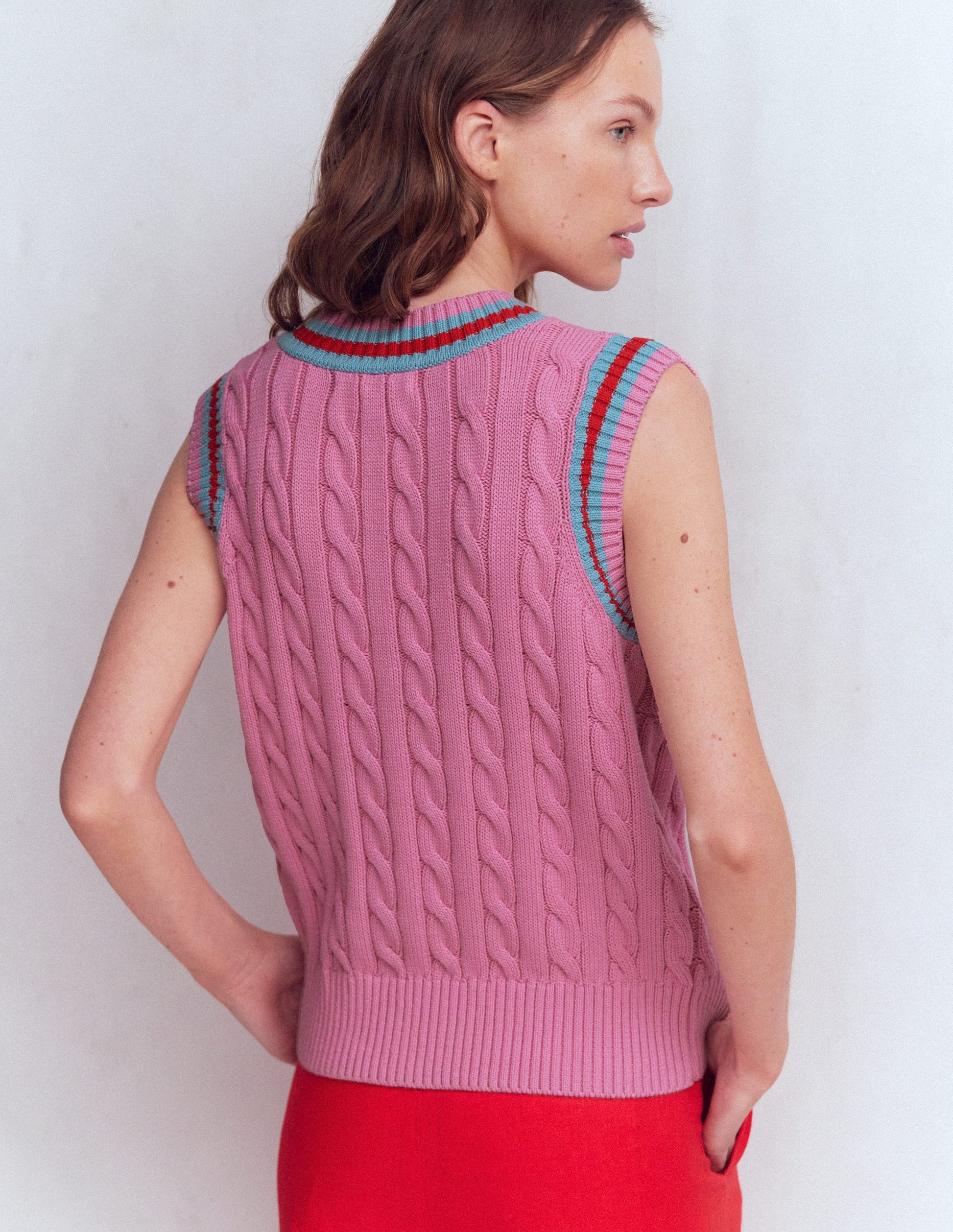 Maeve Pullunder mit V-Ausschnitt und Zopfmuster-Rosa, Rot-3