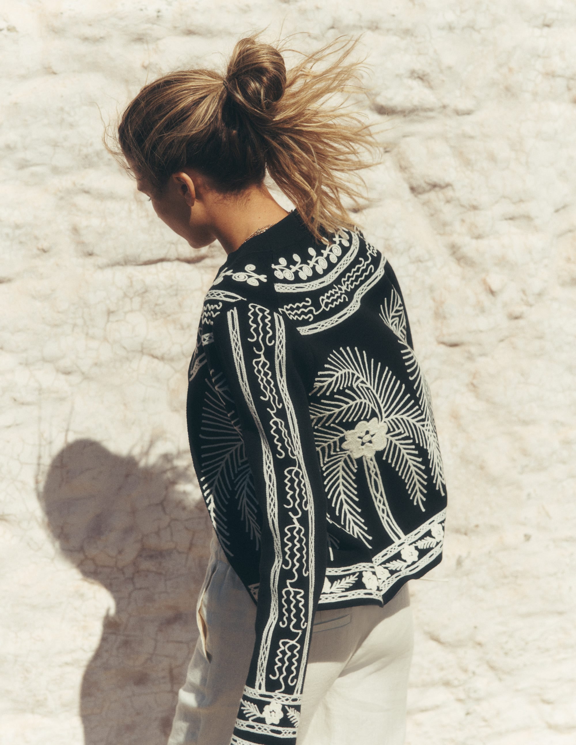 Elena Jacke mit Stehkragen-Schwarz, Stickerei - Image 6