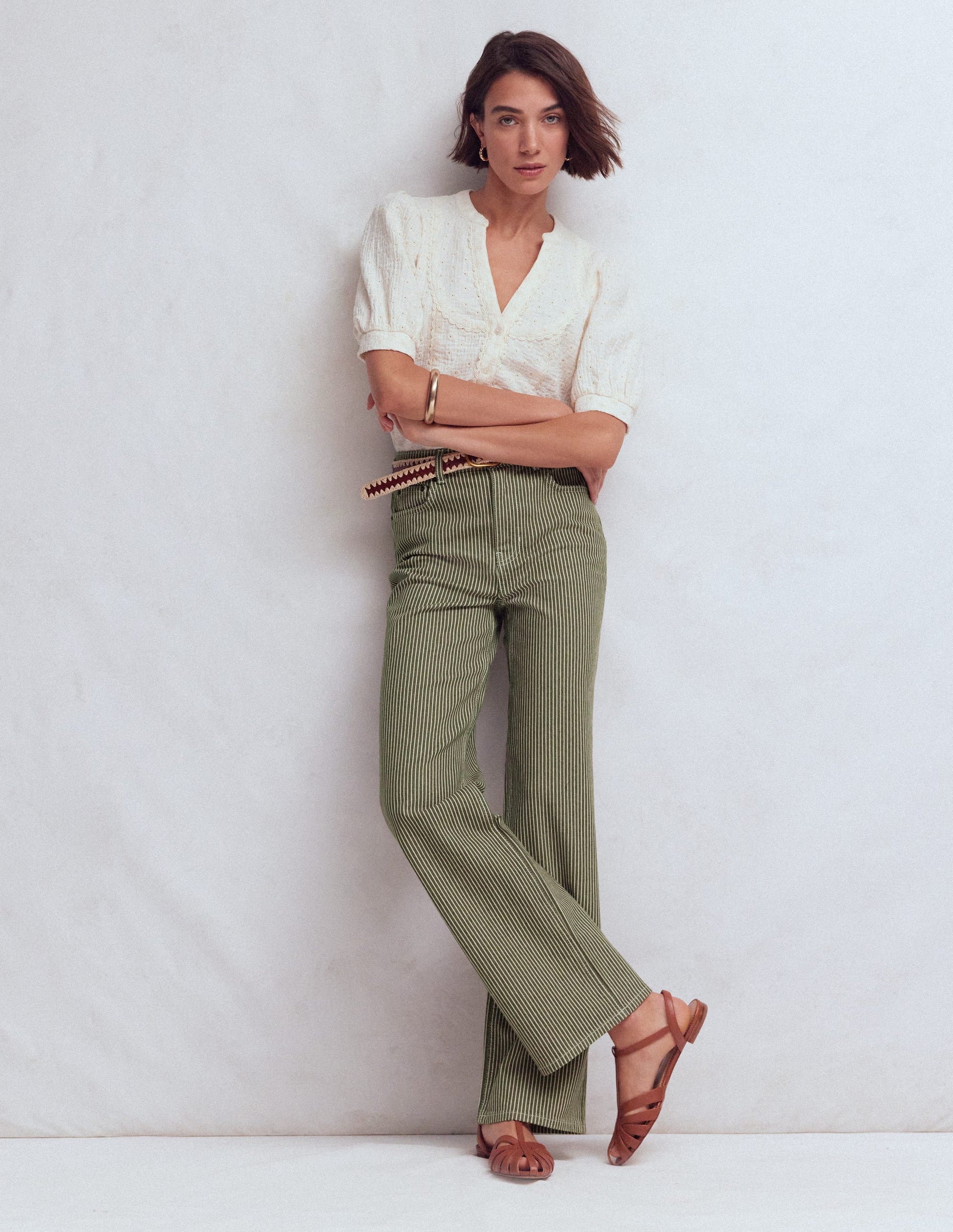 Jeans mit hohem Bund und geradem, weitem Bein-Olivgrün Beige Streifen-1