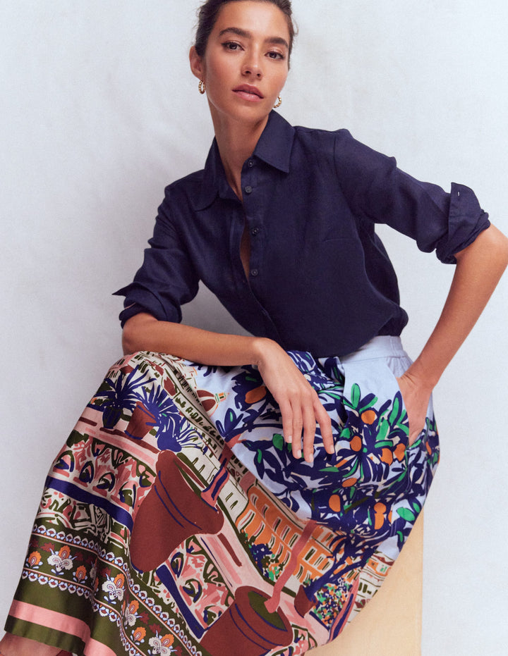 Verity Satinrock-Bunt, Balkonszene