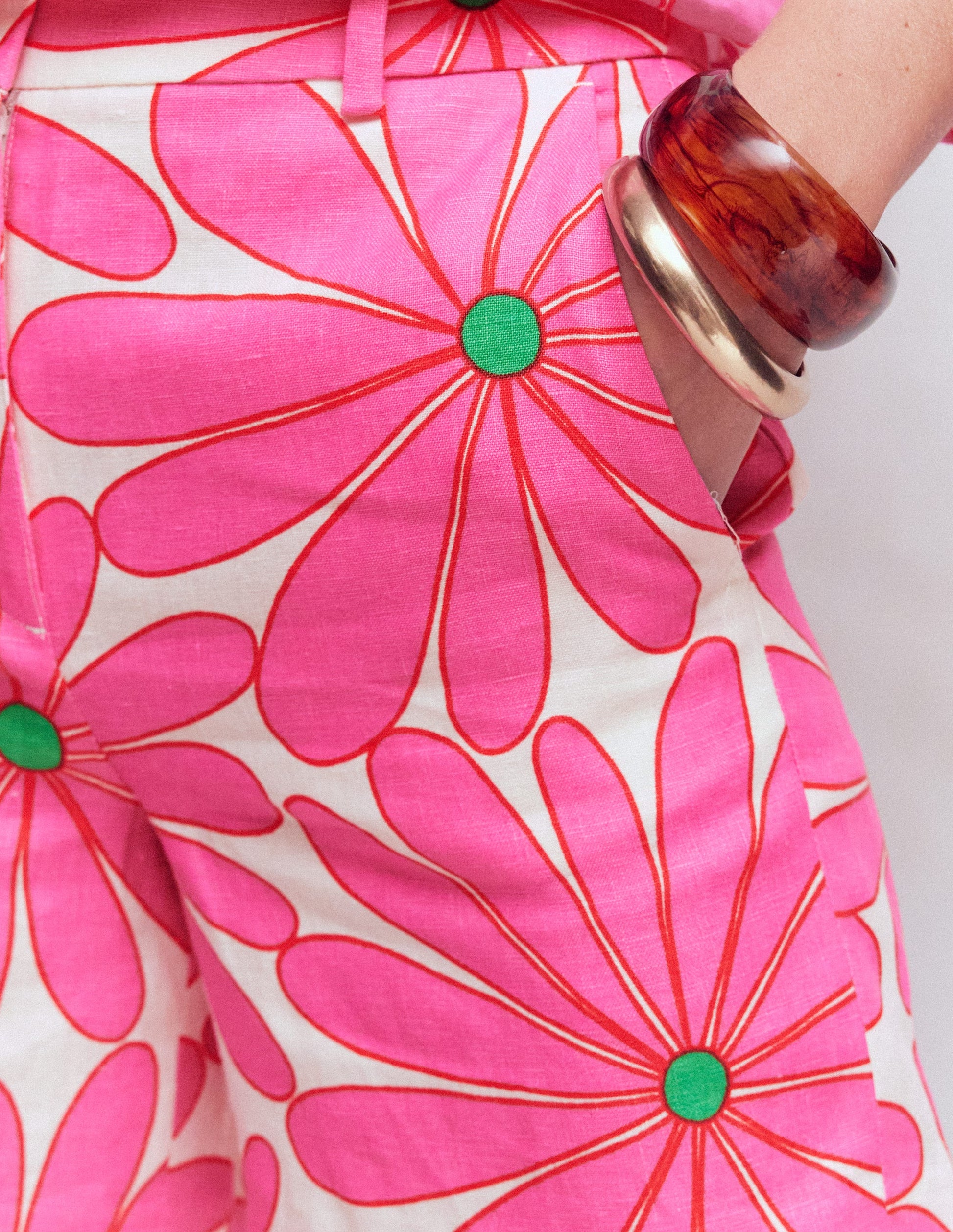 Belgravia Linen Shorts-Pink, Daisy Blossom-2