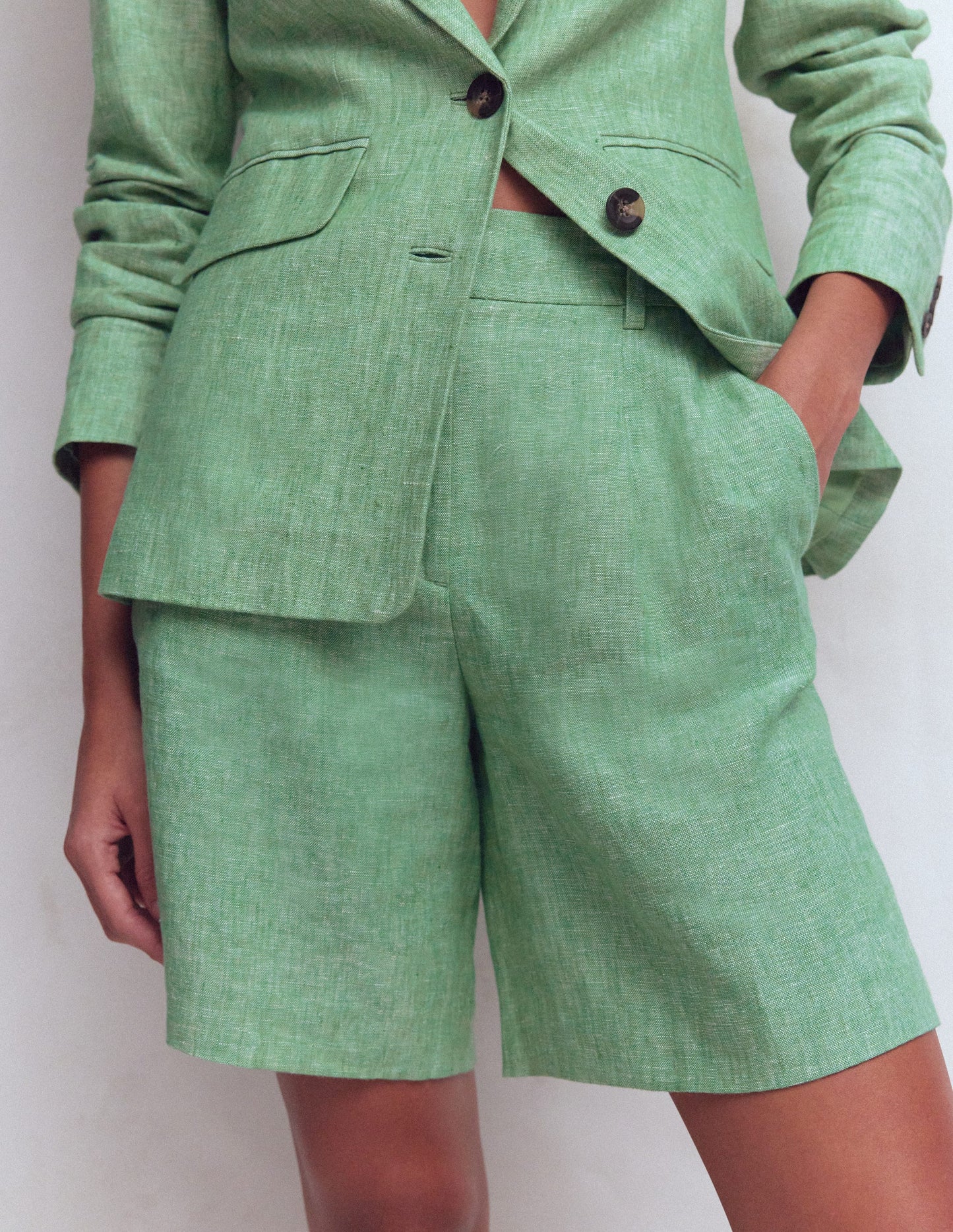 Short Kensington en lin-Chambray vert aloe vera