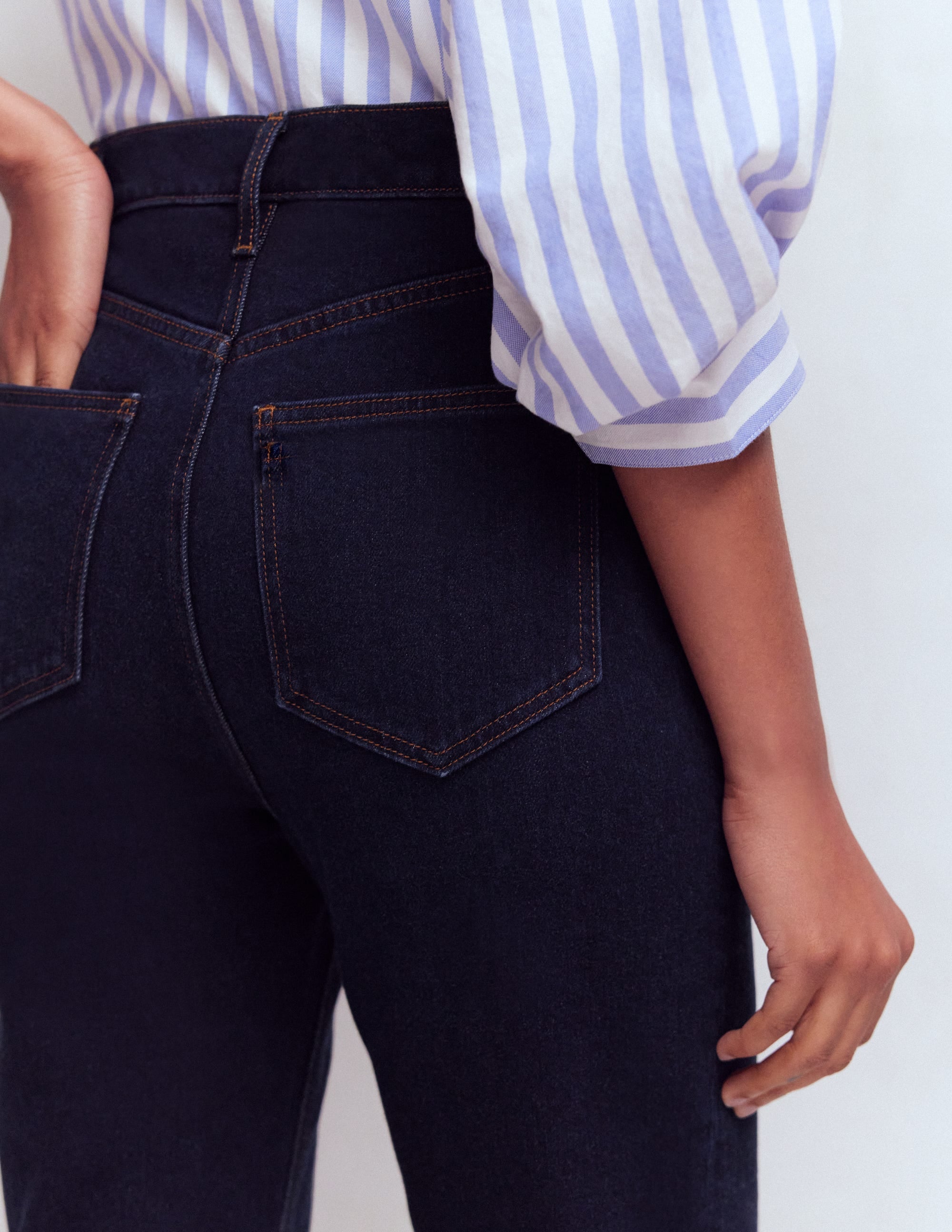 Capri-Jeans mit Five-Pocket-Design-Indigo - Image 5