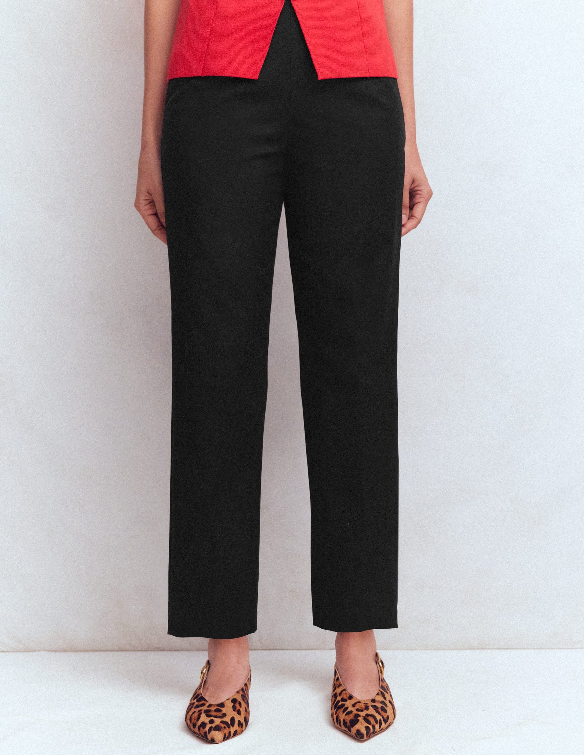 Schmal geschnittene Baumwollhose-Schwarz-3