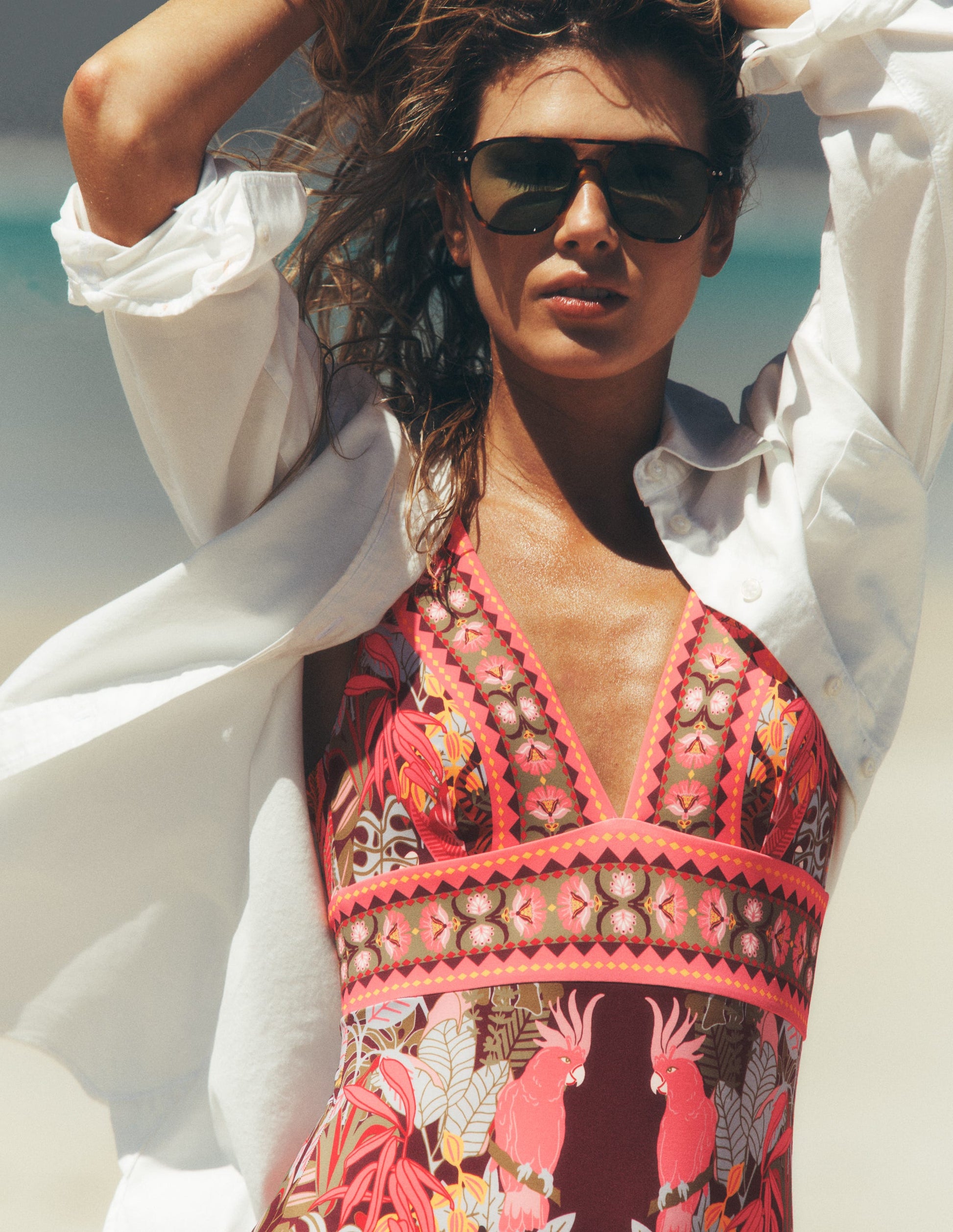 Porto Badeanzug mit V-Ausschnitt-Schokobeere, Tropische Safari-2