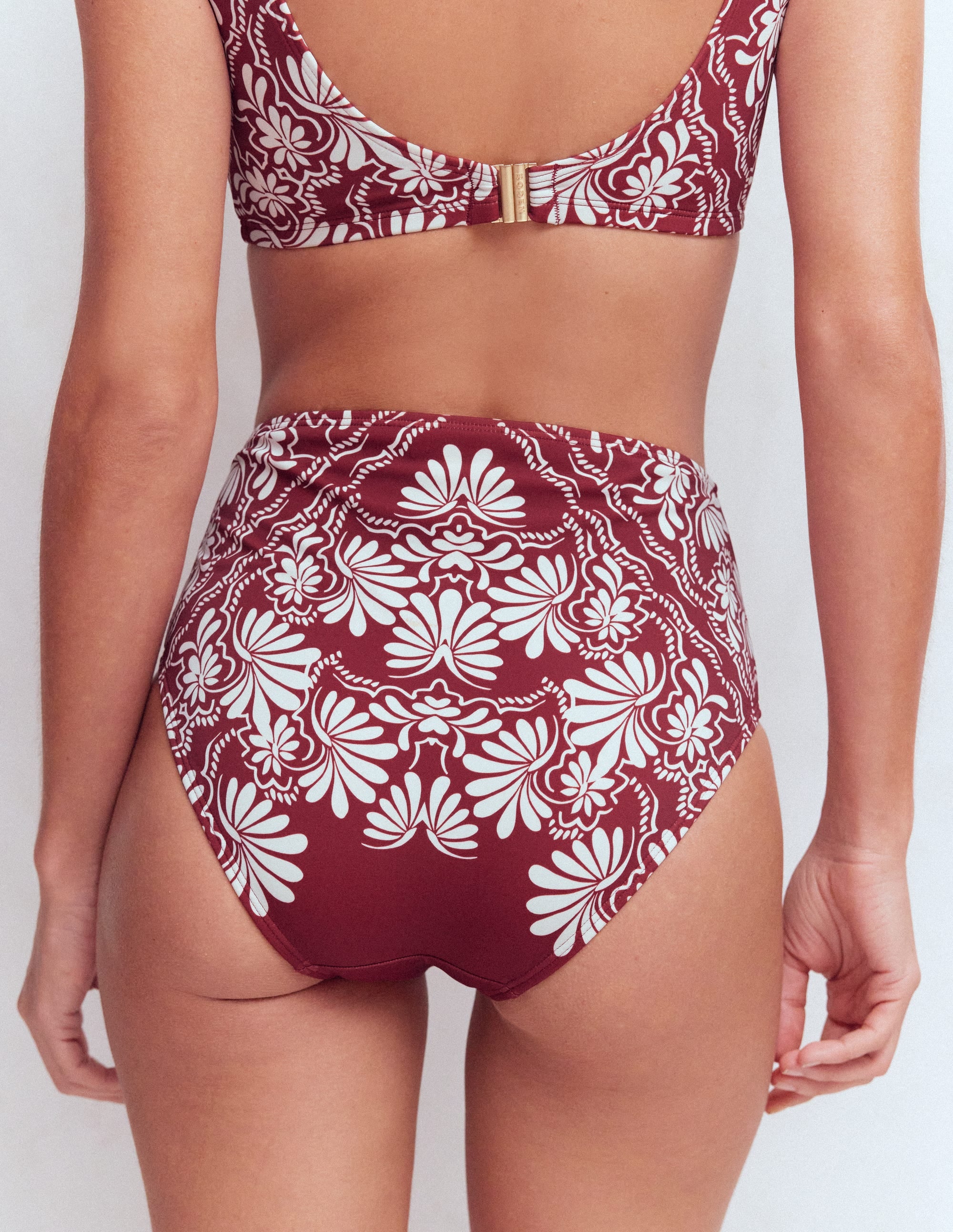 Bikinihose mit hohem Bund-Kastanienbraun, Botanischer Zauber - Image 3