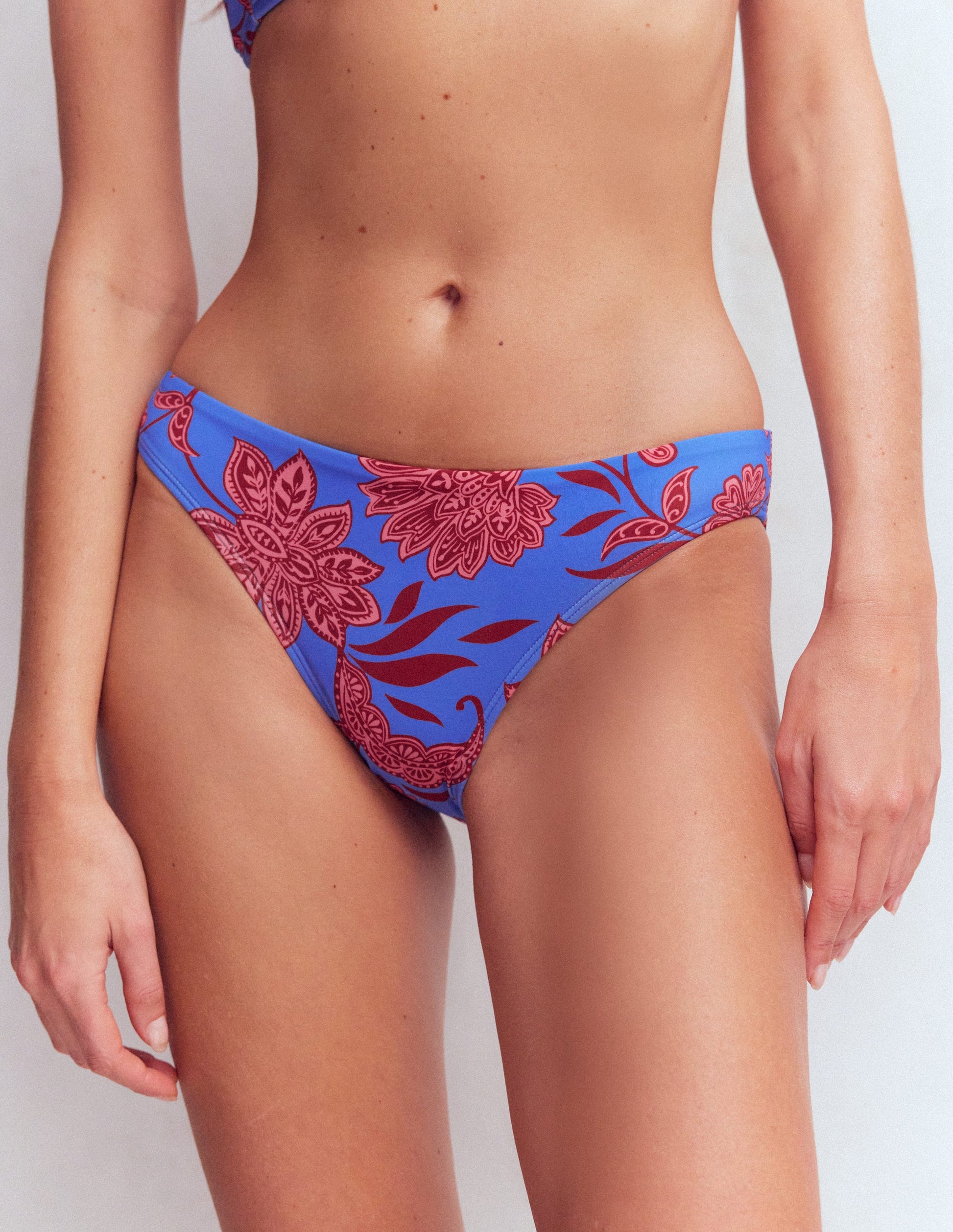 Klassische Bikinihose-Blau, Elegante Blüten-4