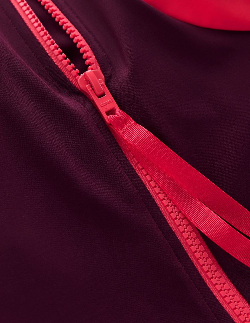 Sportlicher Badeanzug mit Paspel-Lila, Blockfarben-7