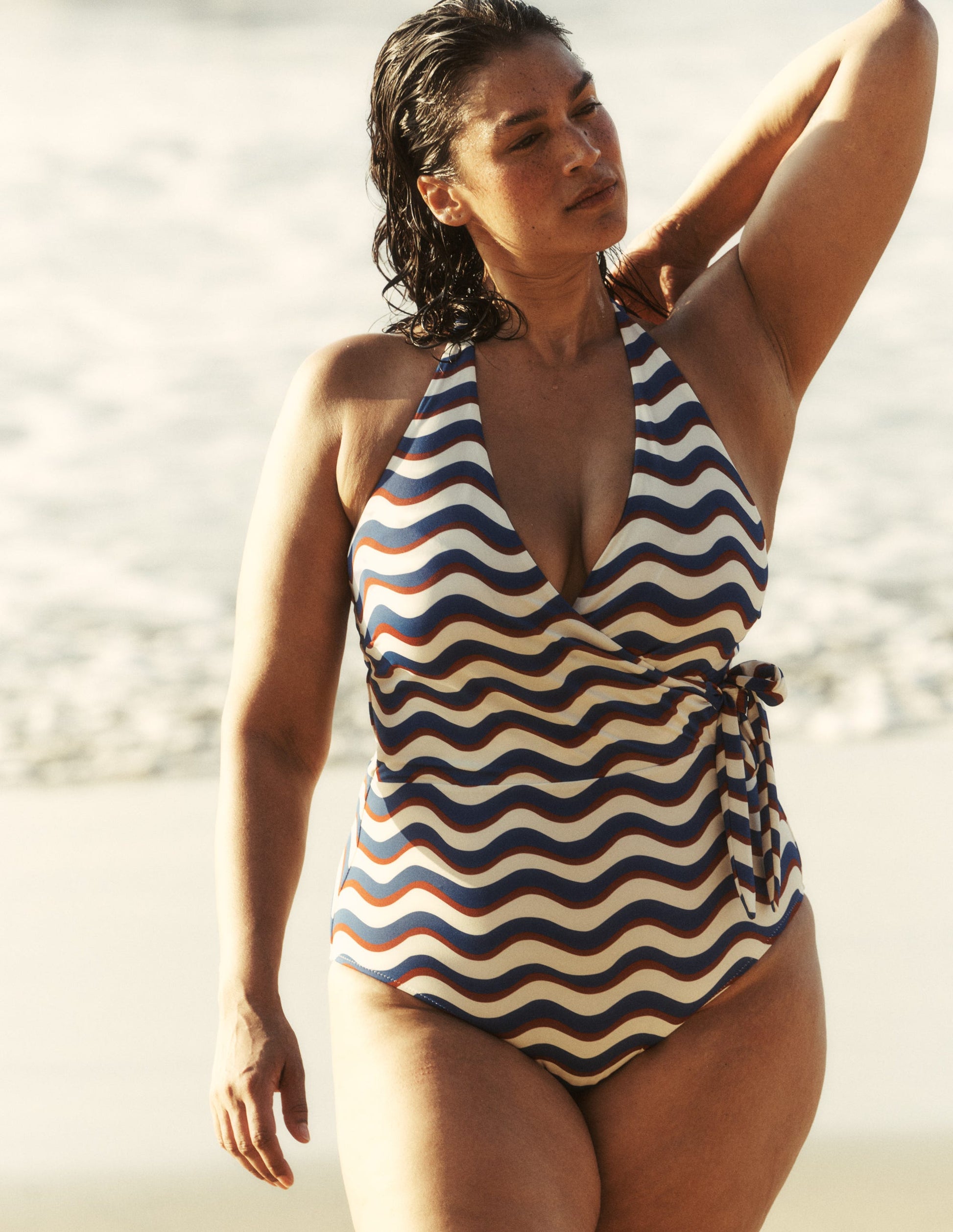 Wickel-Badeanzug-Bunt, Wellen Streifen-5