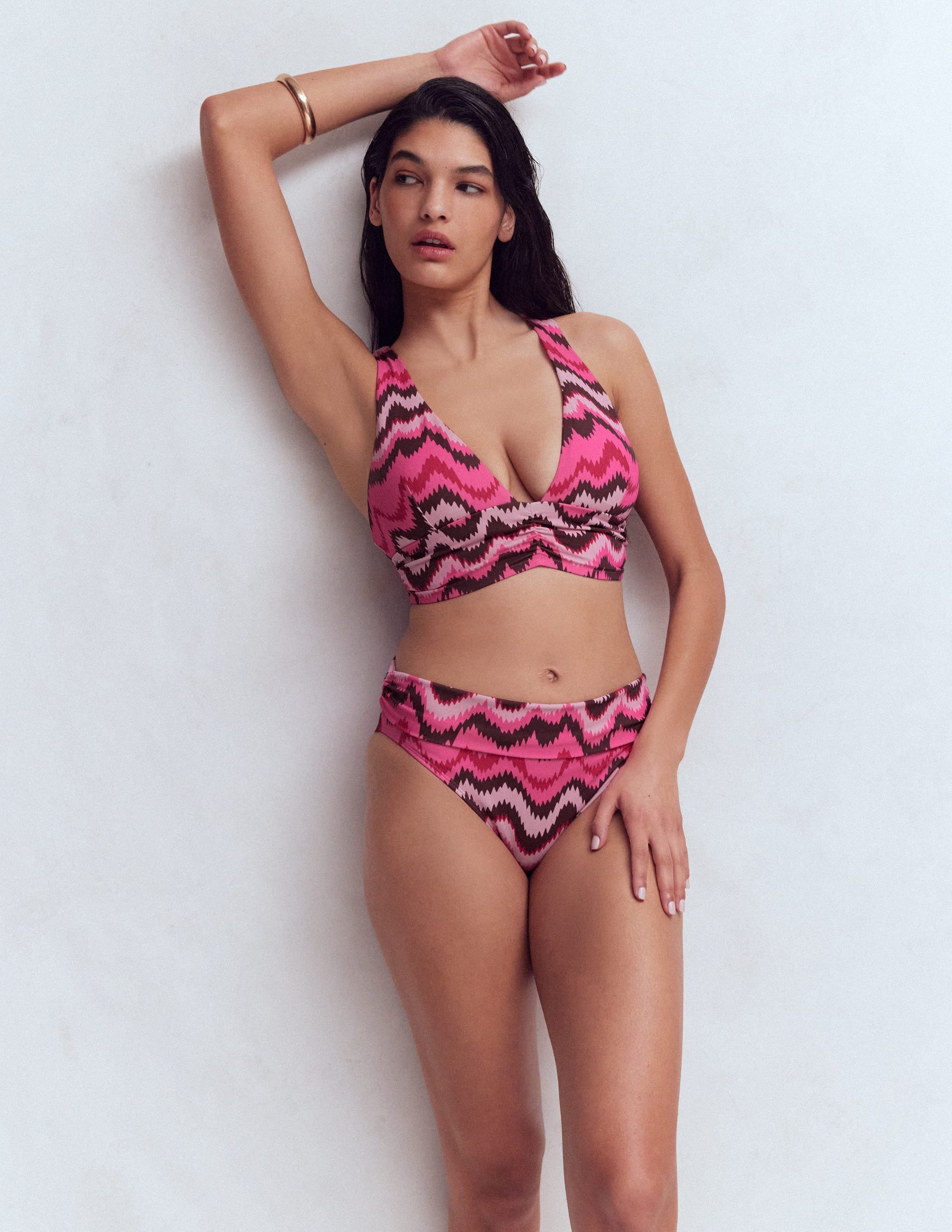 Mykonos Bikinioberteil mit tiefem V-Ausschnitt-Rosa, Zickzack-Welle - Image 6