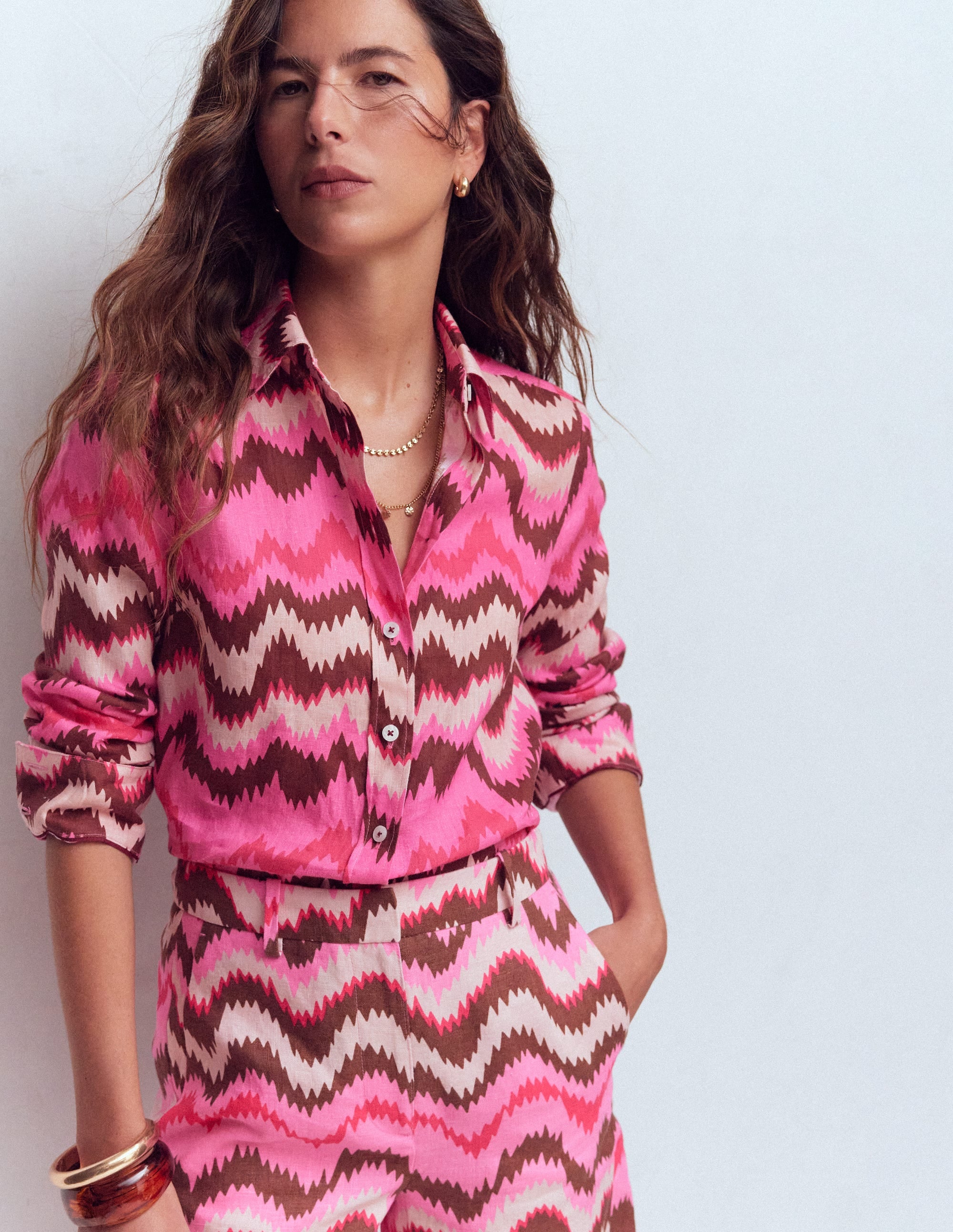 Sienna Leinenhemd-Kräftiges Rosa, Zickzack-Welle - Image 5
