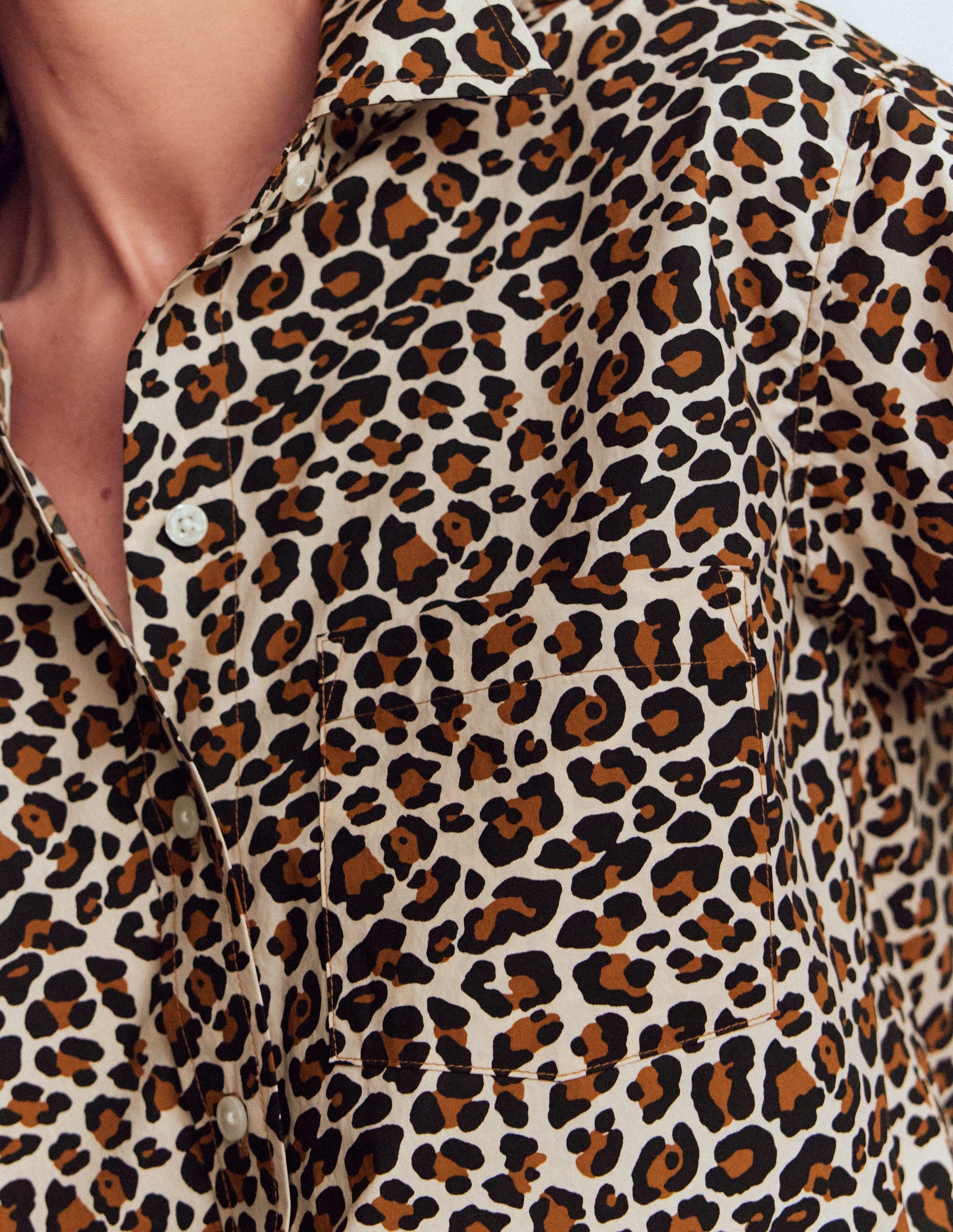 Sadie Lockeres Baumwollhemd-Gepard-Pop-2