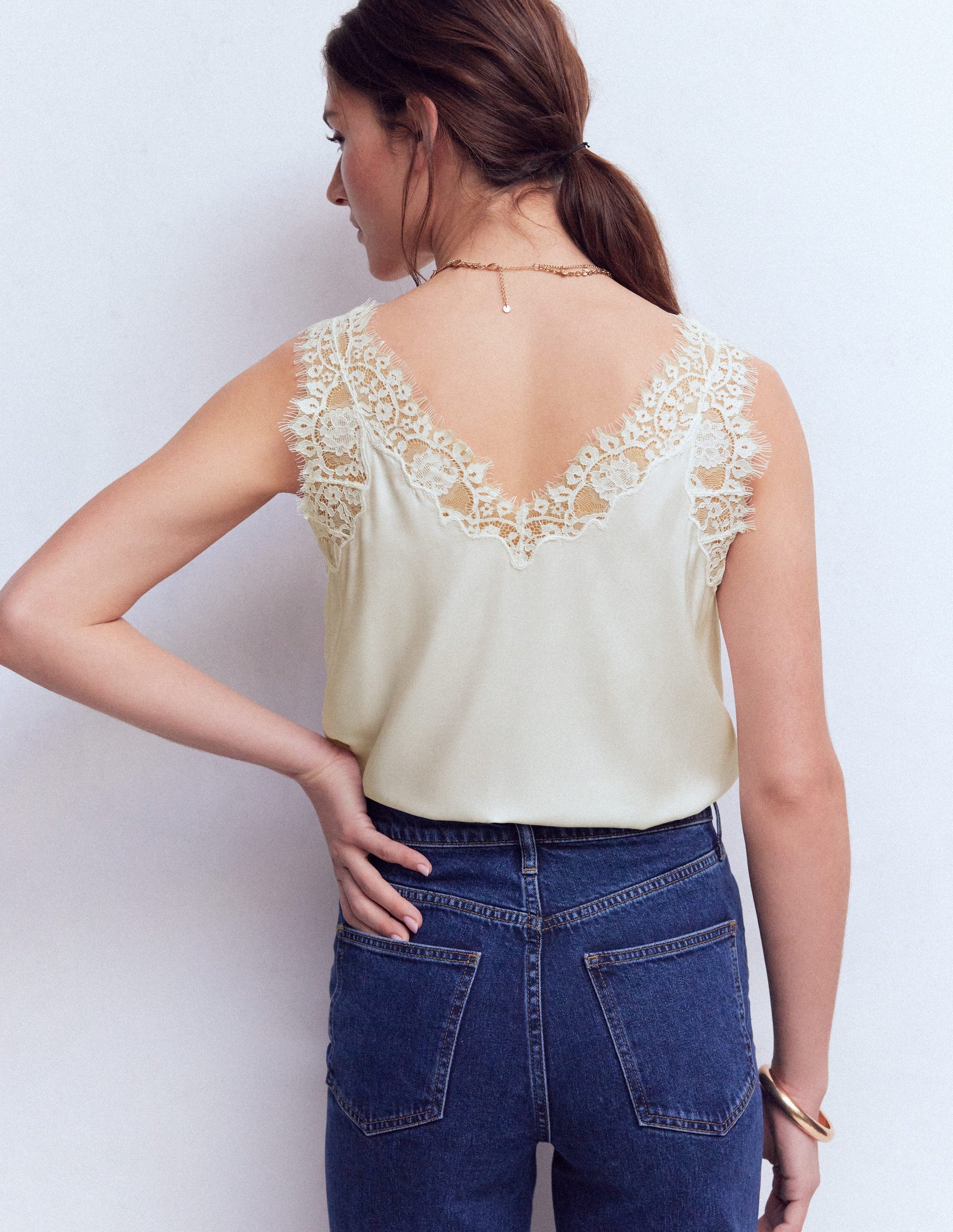 Camisole-Oberteil aus Seidenmischung mit Spitzenbesatz-Naturweiß-3