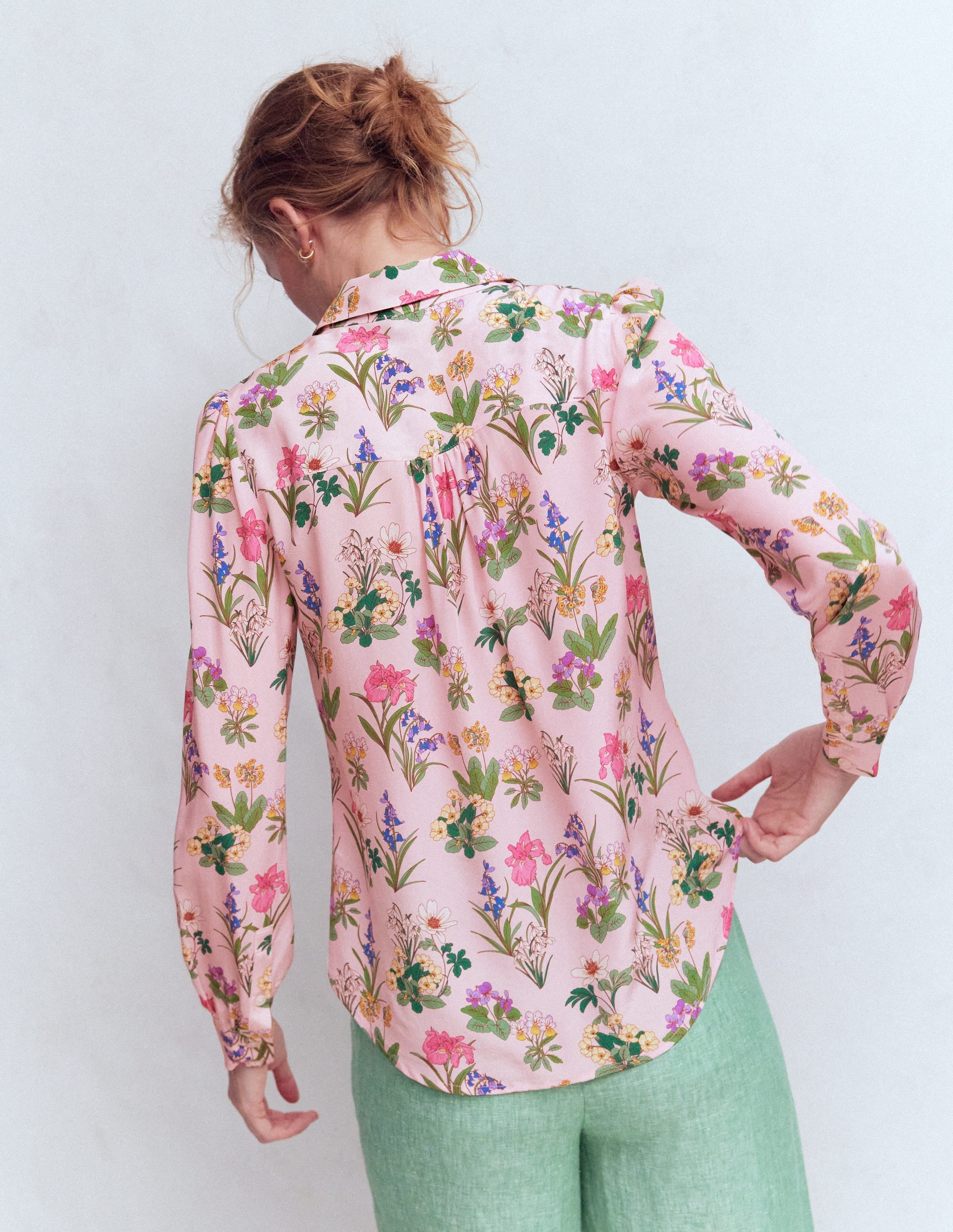 Sara Seidenhemd-Französisches Rosa, Zarte Blüten - Image 3