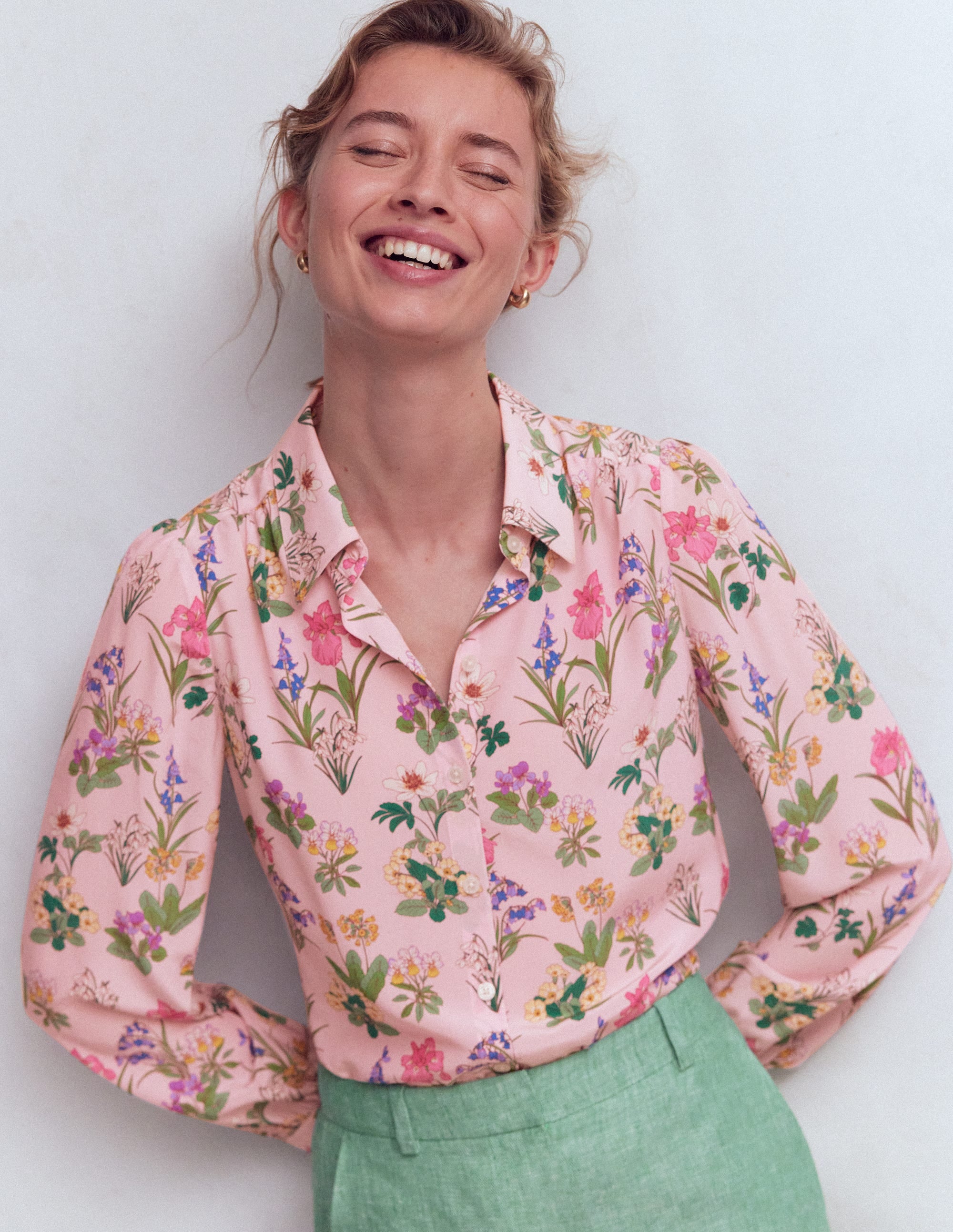Sara Seidenhemd-Französisches Rosa, Zarte Blüten - Image 4