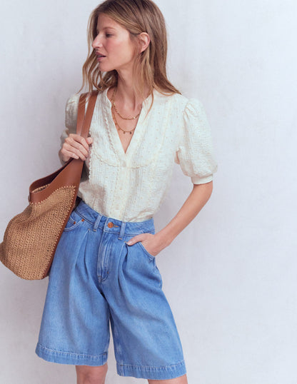 Doppeltuch-Oberteil mit eingearbeiteten Details-Naturweiß mit Lochstickerei-3