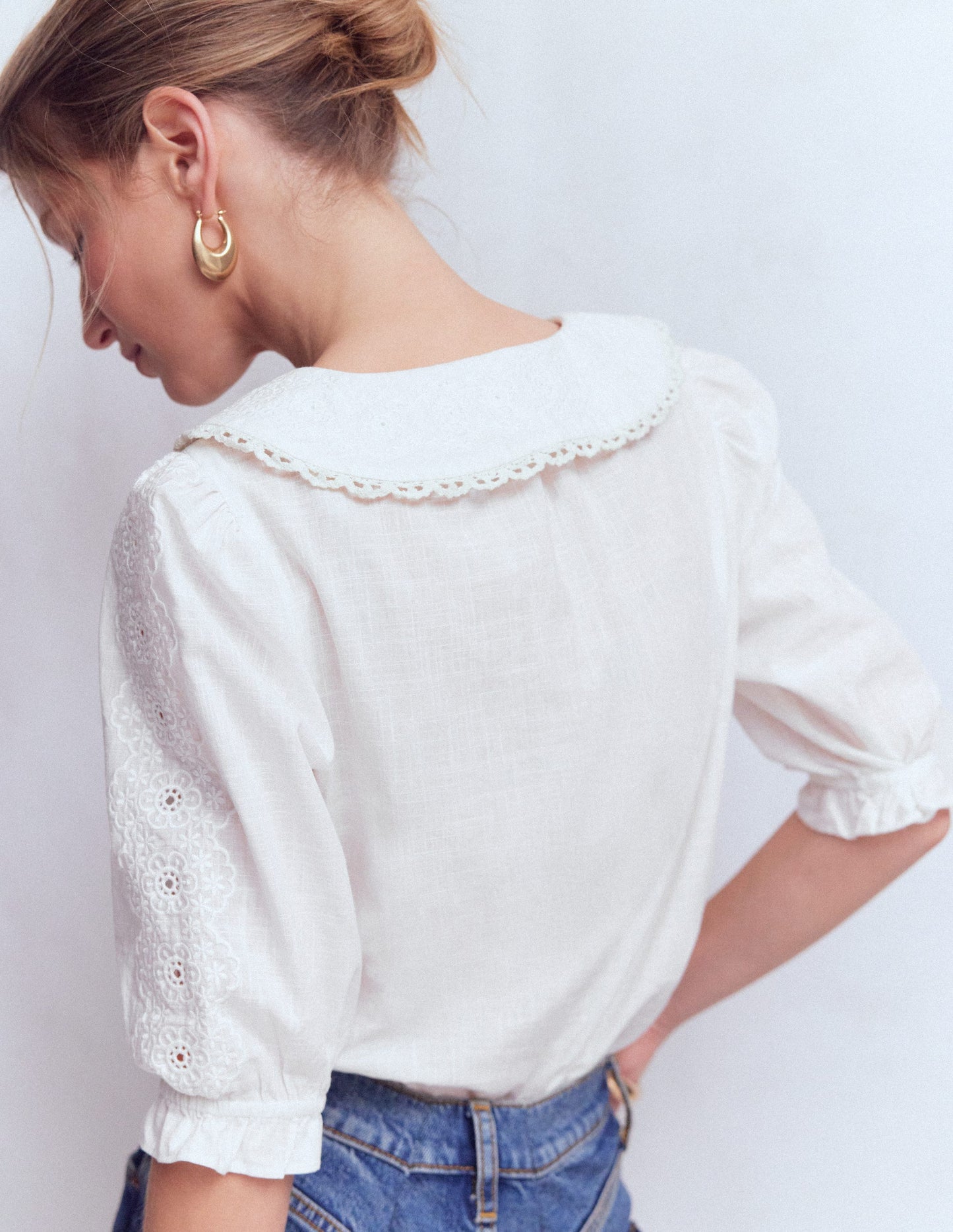 Short Sleeve Pretty Collar Top-Brilliant White