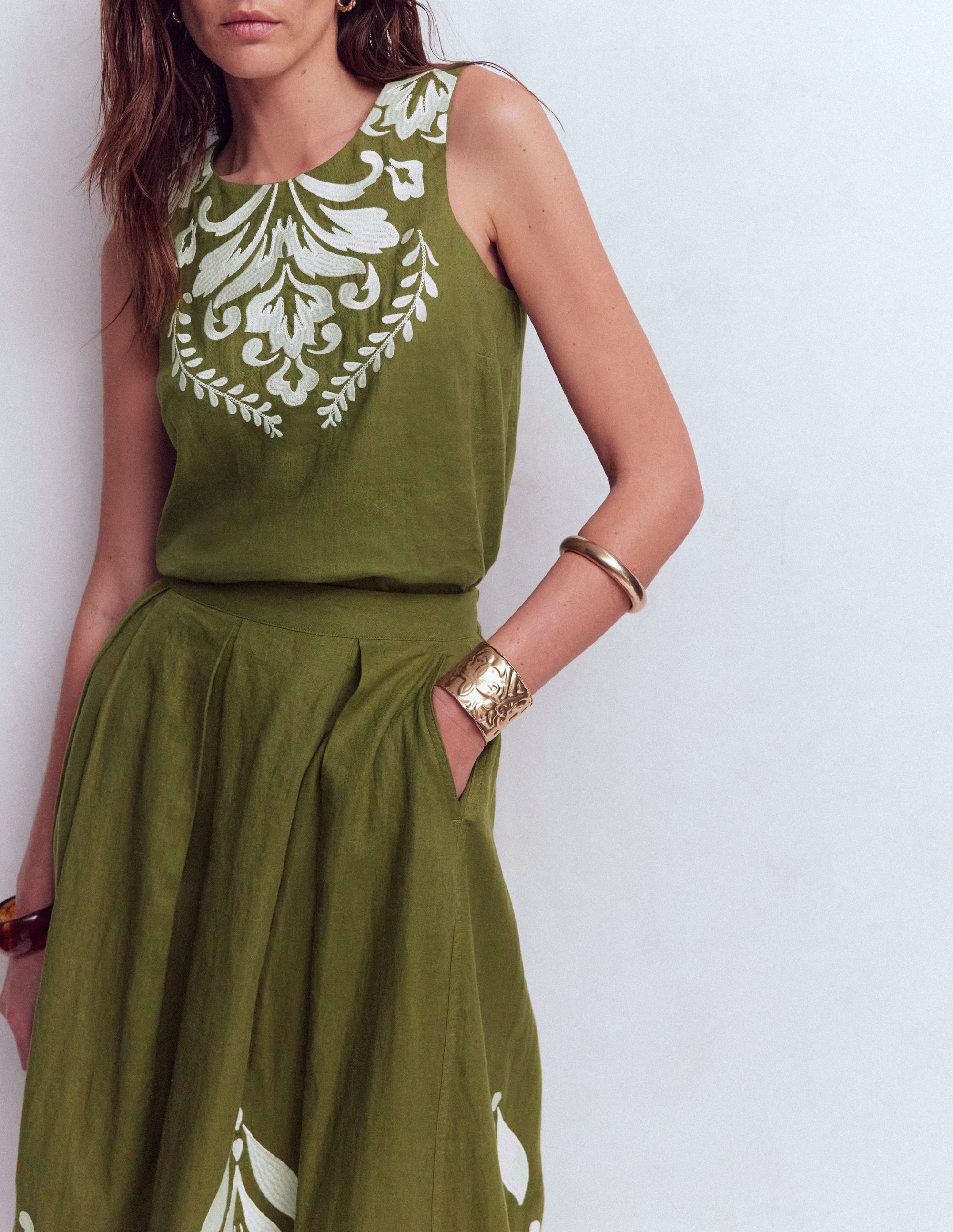 Sofia Embroidered Linen Top-Woodland Green - Image 5