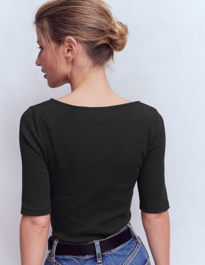 Kurzärmliges Henley-Shirt aus Rippstrick-Schwarz-3