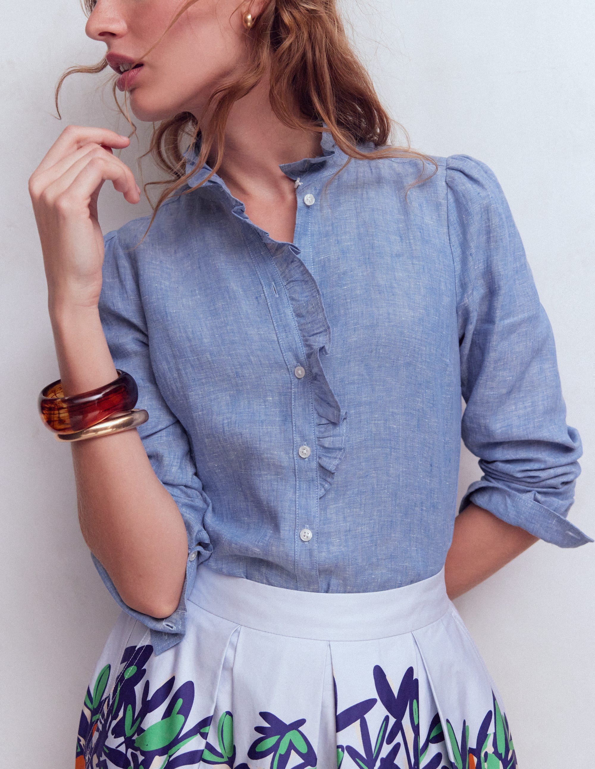Isabel Leinenhemd mit Rüschen-Blauer Faux-Uni - Image 2