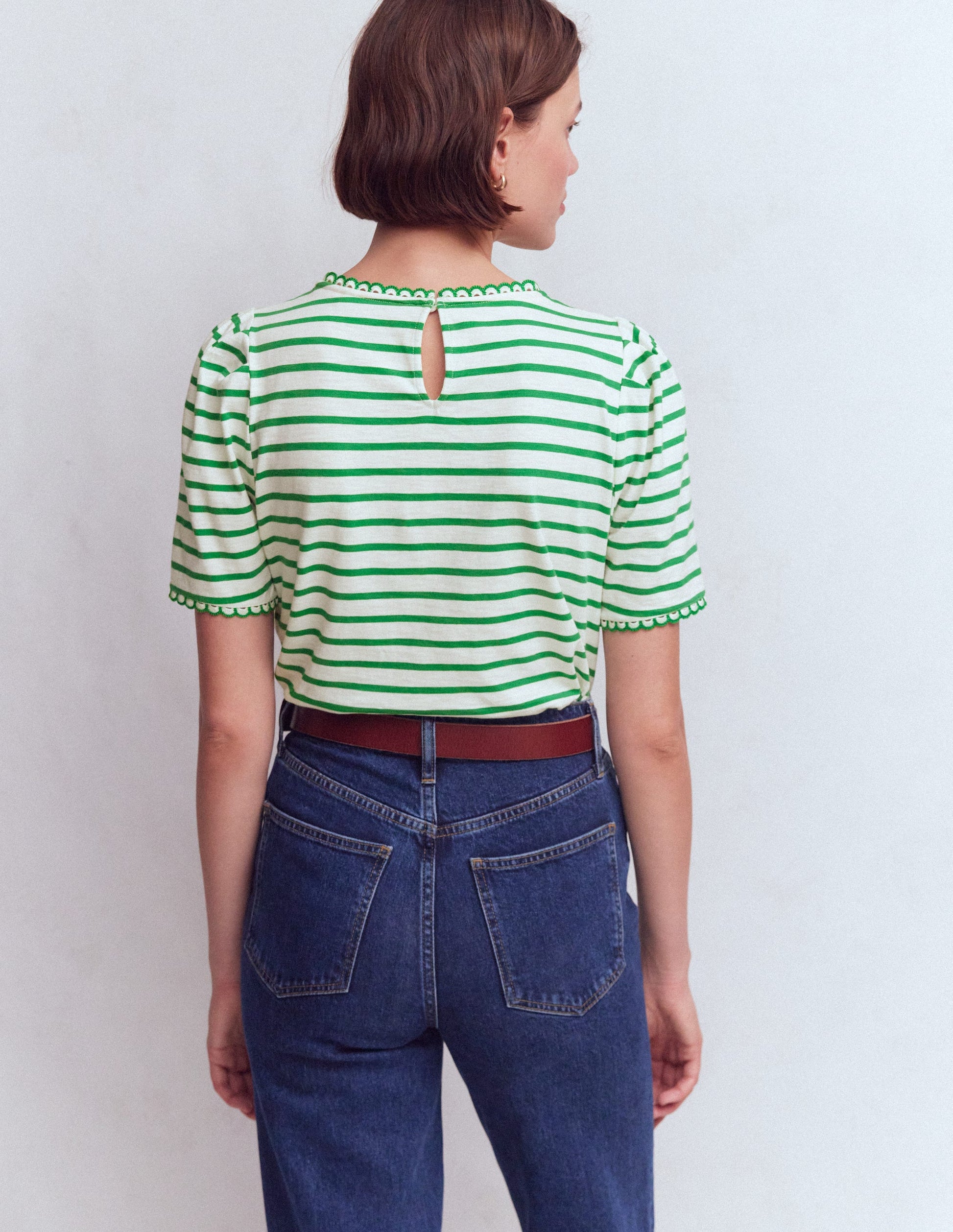 Ali T-Shirt mit Muschelsaum-Naturweiß und Amazonasgrün Streifen-3