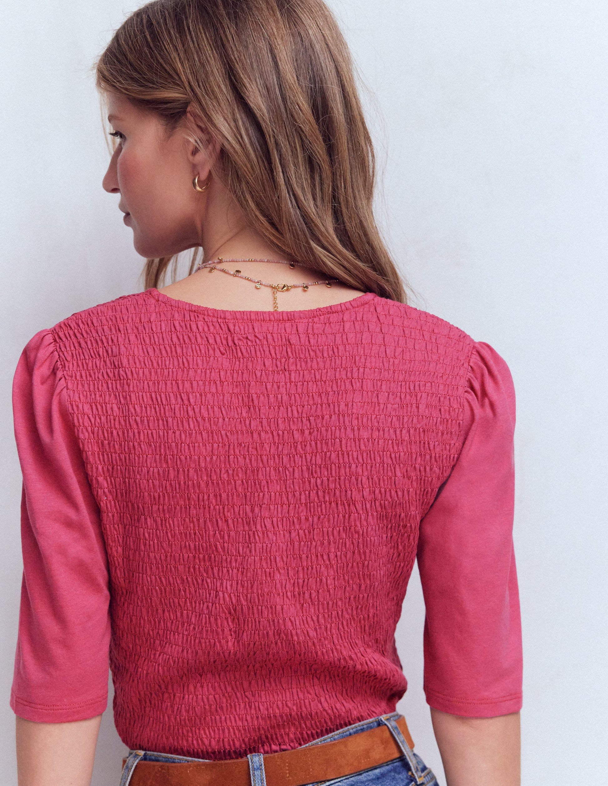 Lyla Gesmoktes Oberteil mit V-Ausschnitt-Malaga-3