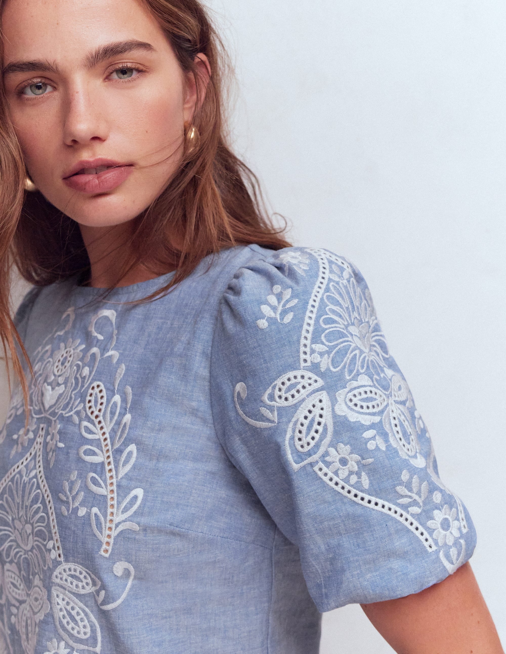 Oberteil aus Leinen mit Puffärmeln-Blauer Faux-Uni - Image 2