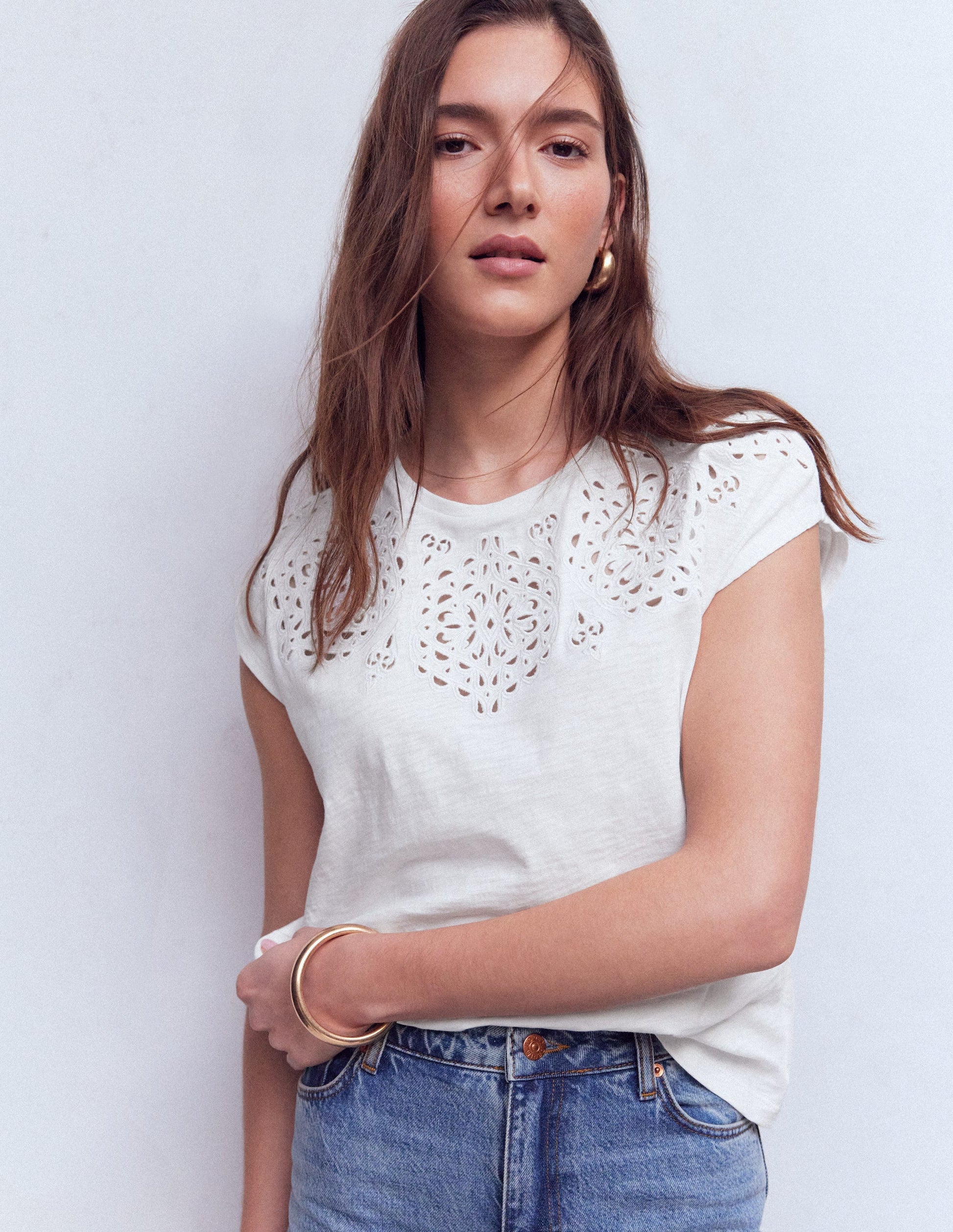 Willow T-Shirt mit Lochstickerei-Strahlendes Weiß-4