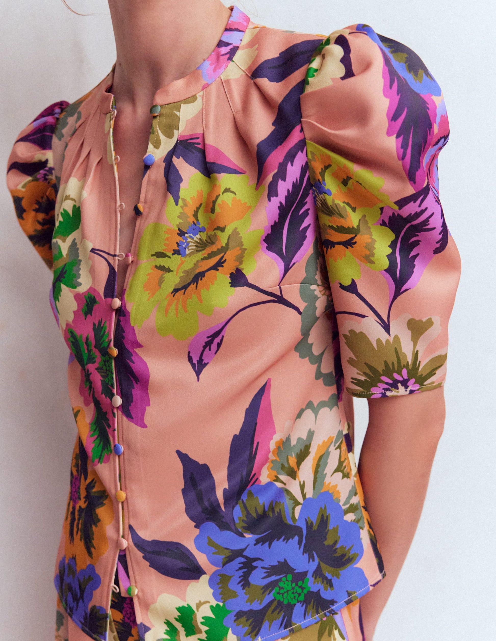 Gerafftes Oberteil mit Keulenärmeln-Bunt, Opulente Blüten-3