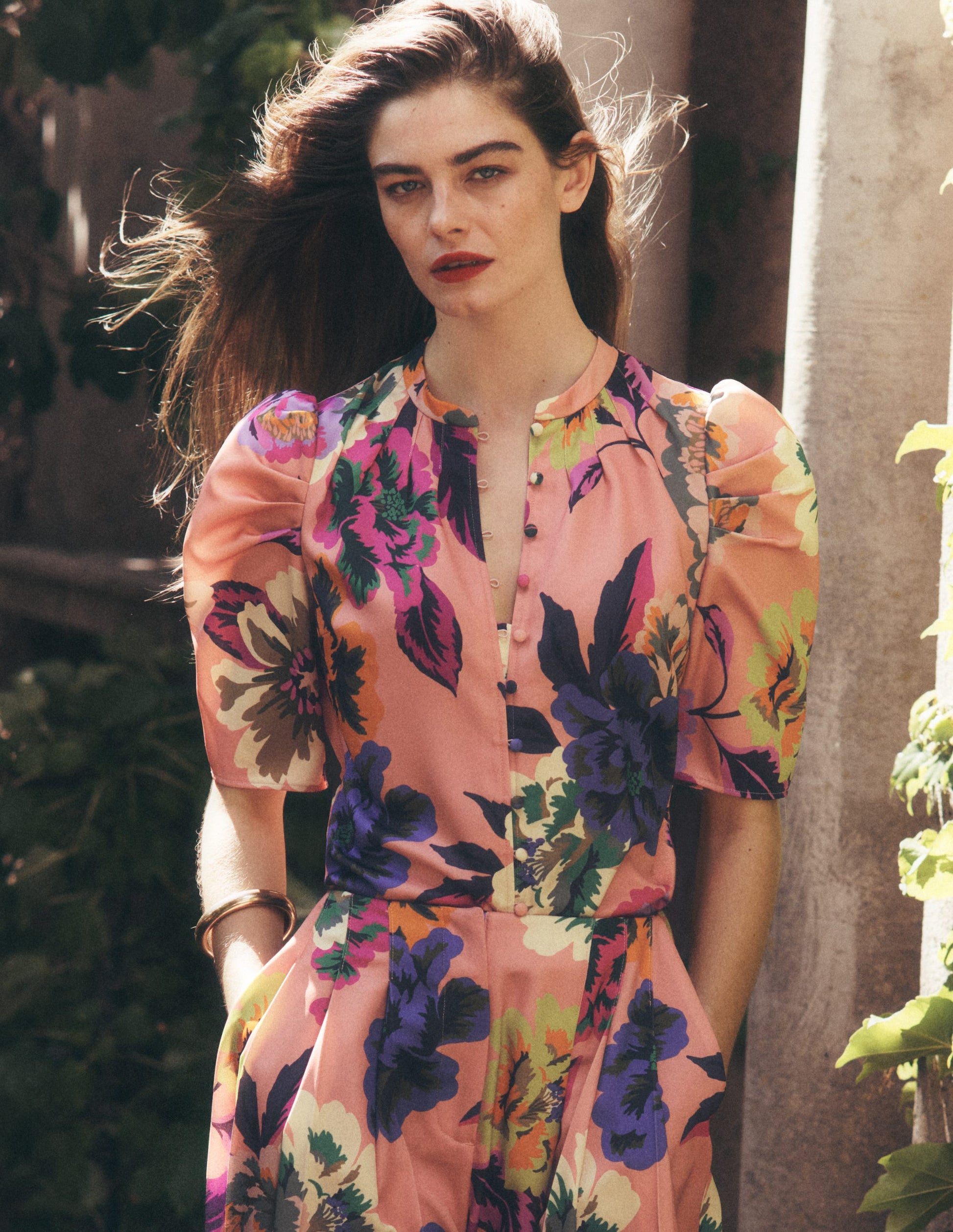 Gerafftes Oberteil mit Keulenärmeln-Bunt, Opulente Blüten-1