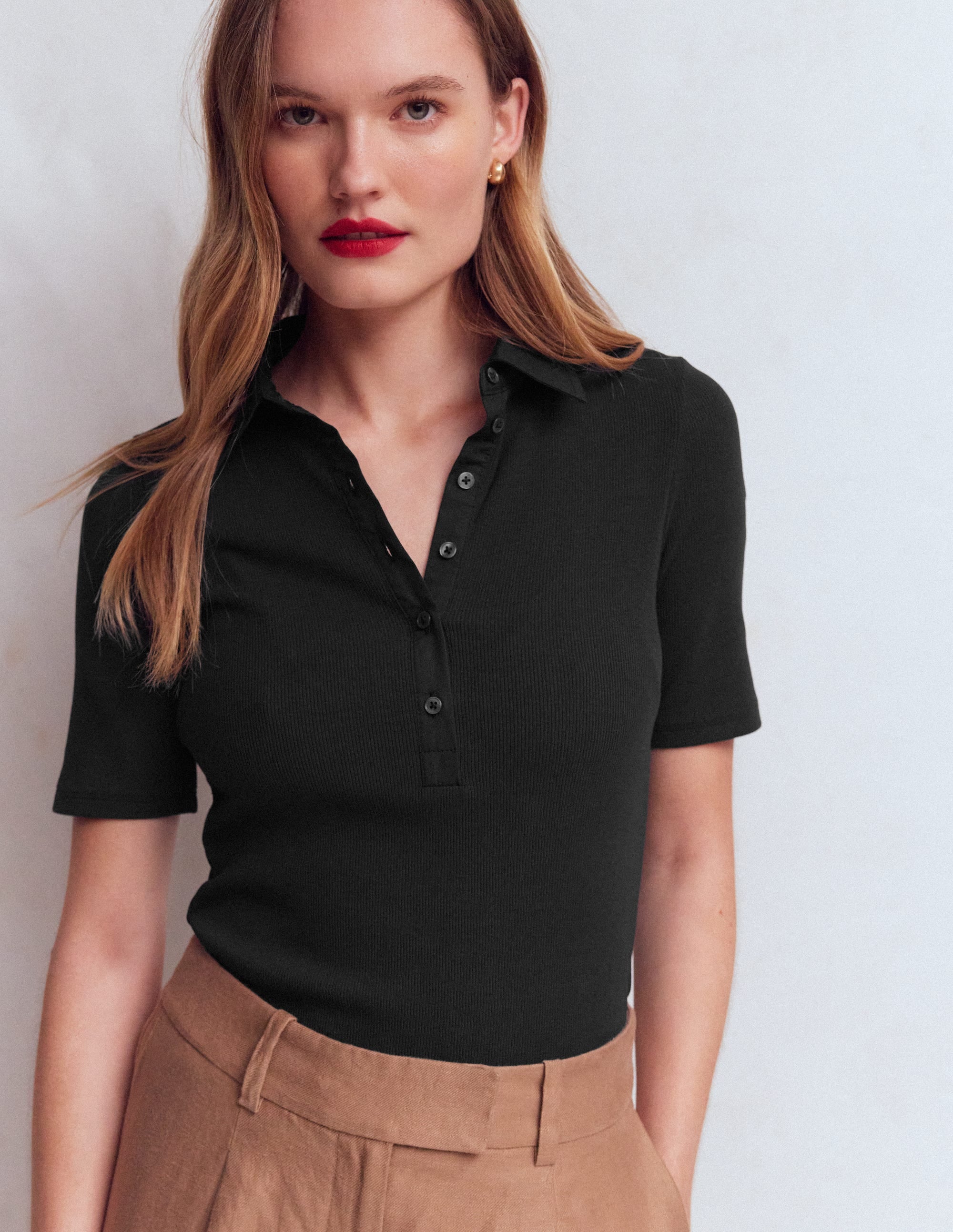 Geripptes Henley-Shirt mit Kragen-Schwarz - Image 1