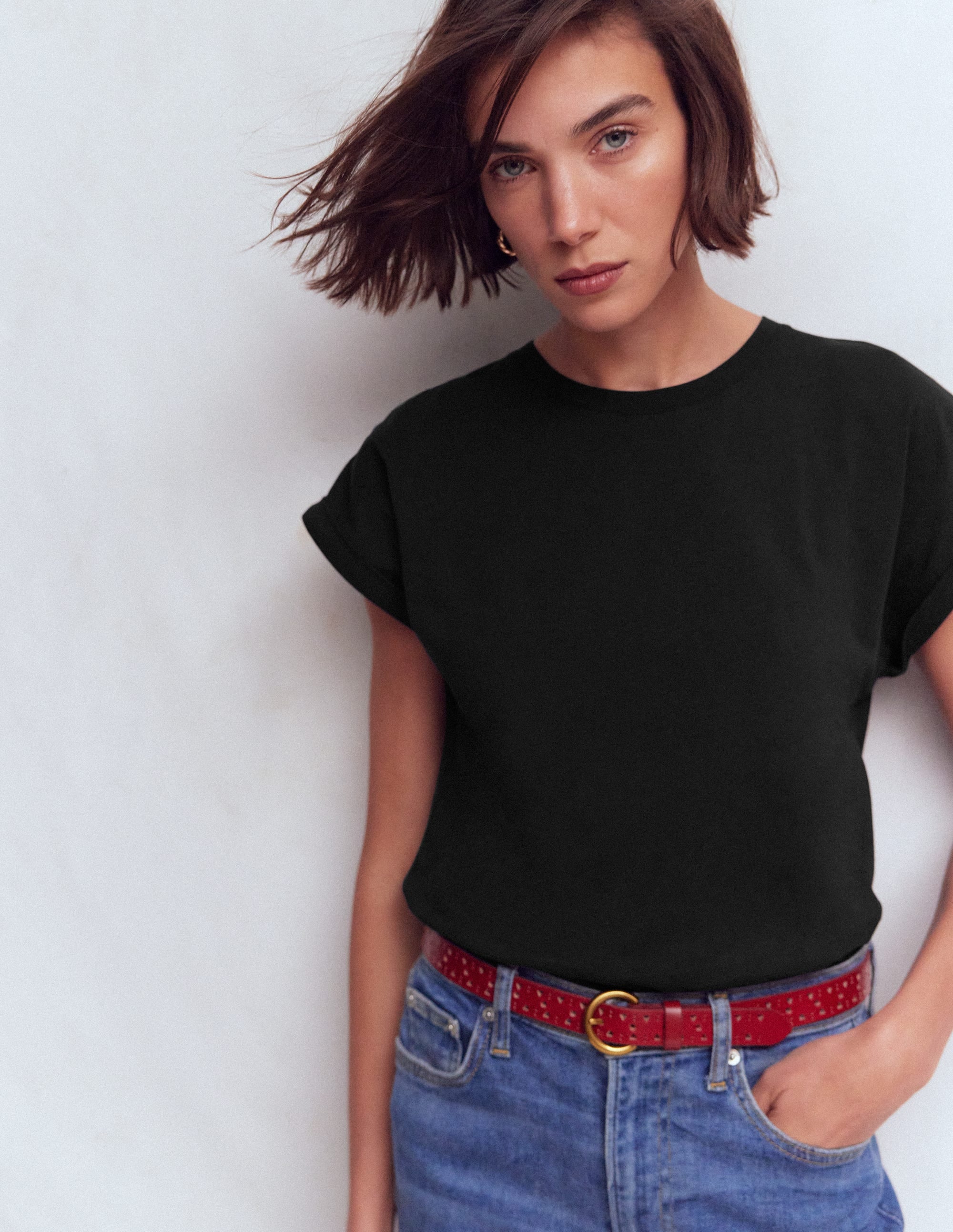 T-shirt à manches retroussées-Noir - Image 4