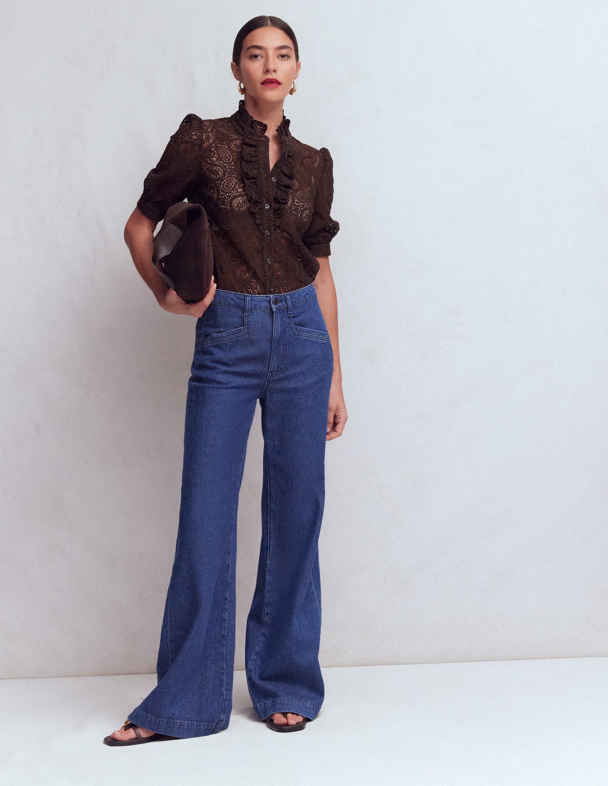 Sasha Kurzärmliges Oberteil mit Spitze-Bitterschokolade-5