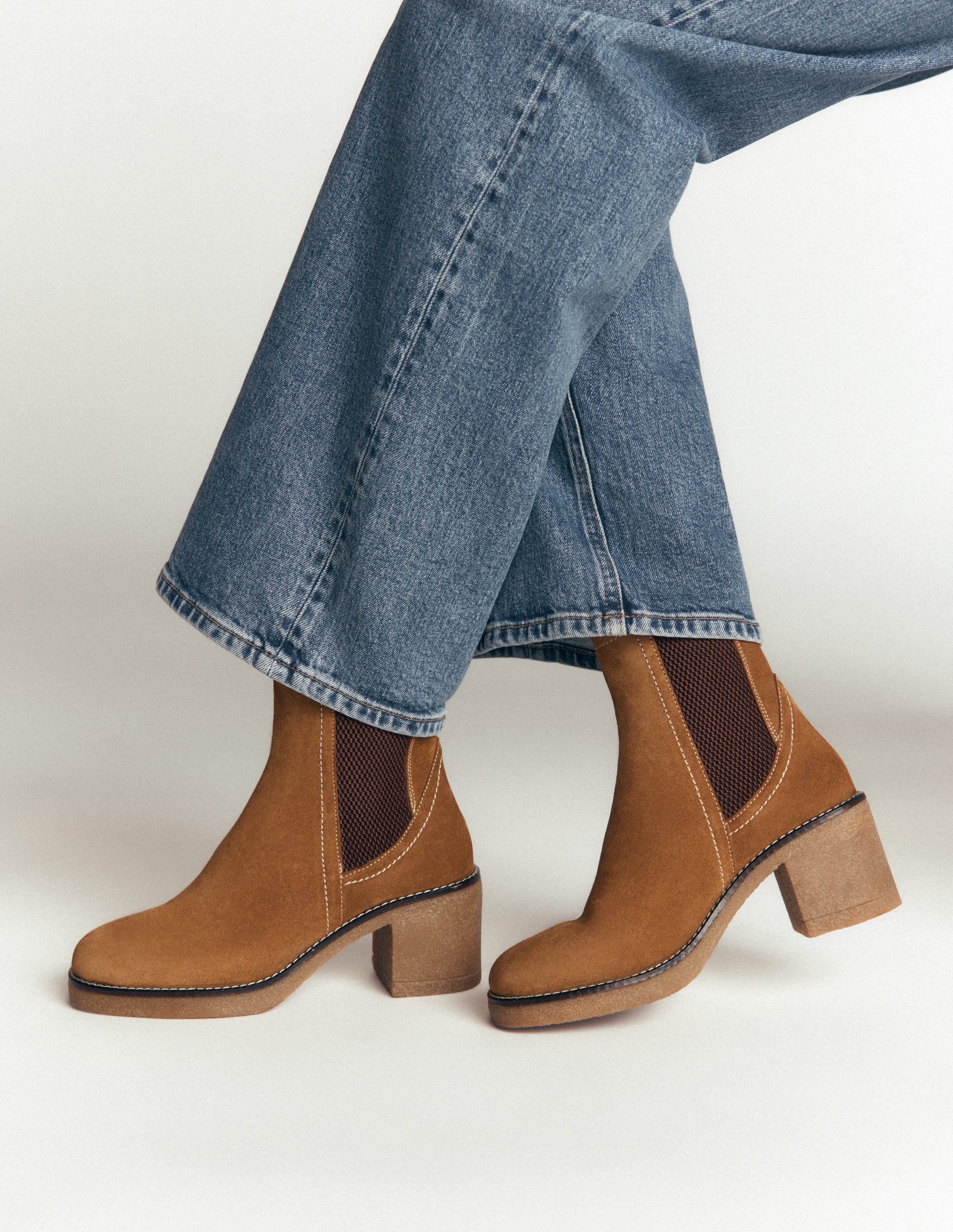 Chelsea-Stiefel mit Krepp-Absatz-Goldbraun - Image 2