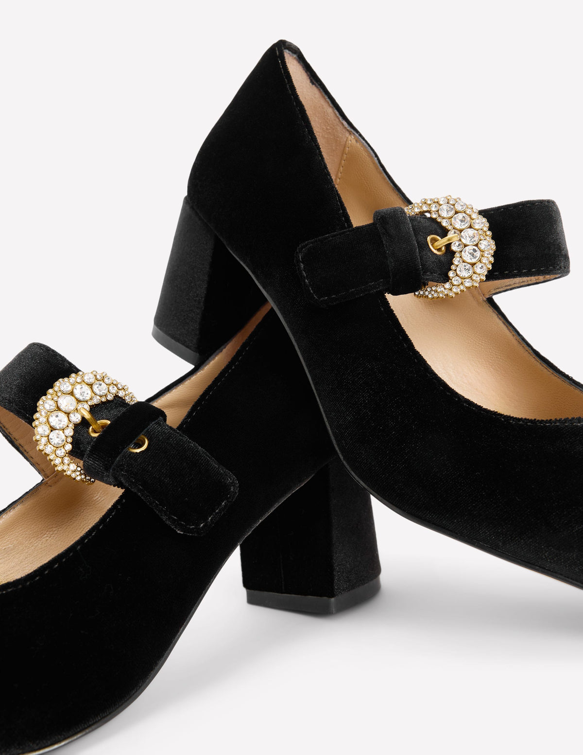 Pumps mit Schnallenriemen und Blockabsatz-Schwarz Samt-4