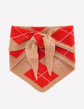 Gestricktes Halstuch aus Alpaka-Camel und Fiesta Argyle