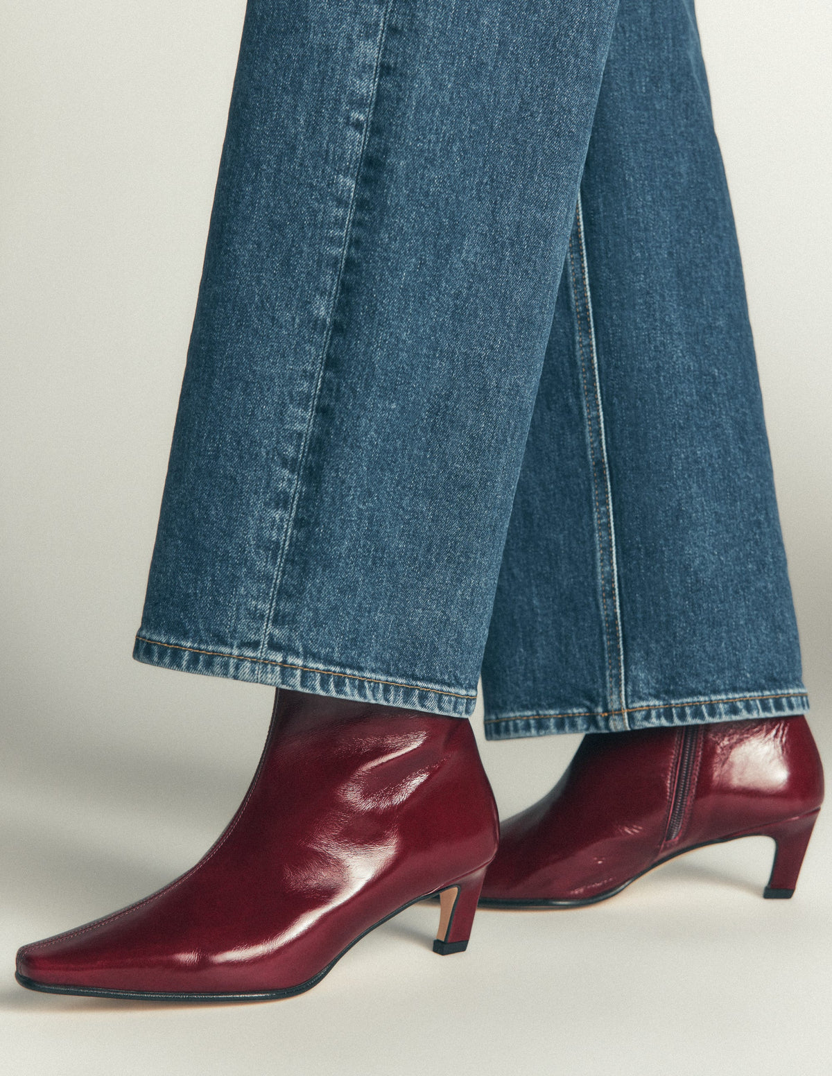 Stiefeletten mit geformter Zehenpartie-Oxblood - Image 2
