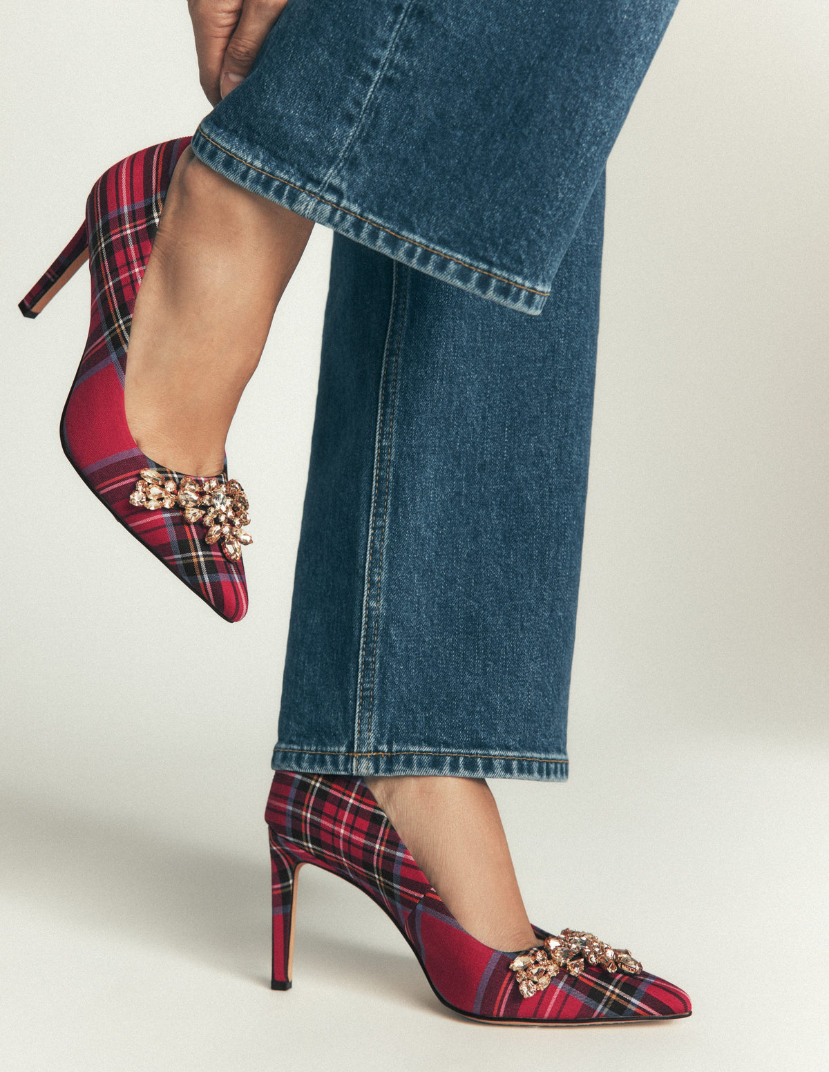 Verzierte Pumps-Rot Karo-2