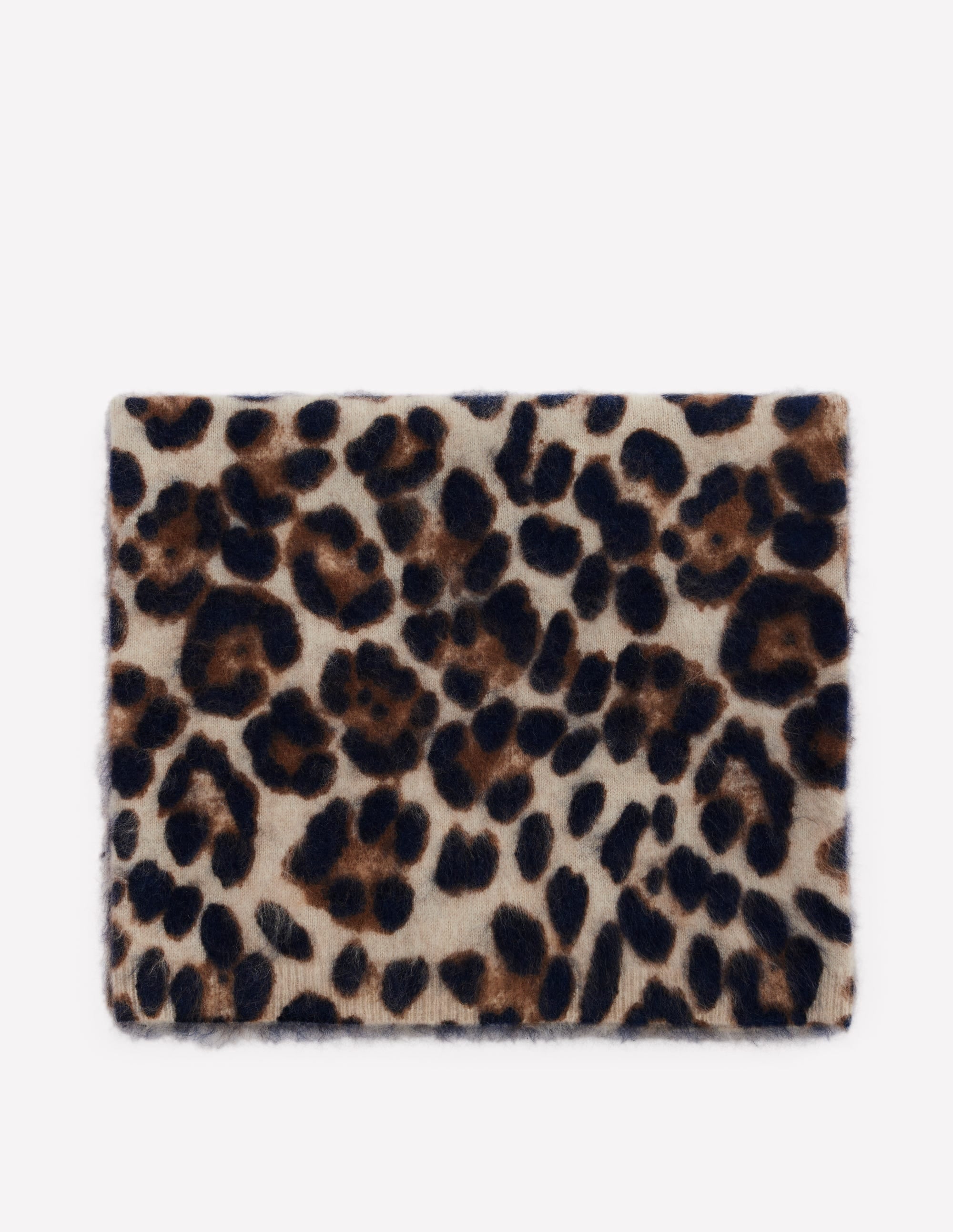 Schlauchschal aus gebürstetem Kaschmir-Mohair, Leopardenmuster - Image 3