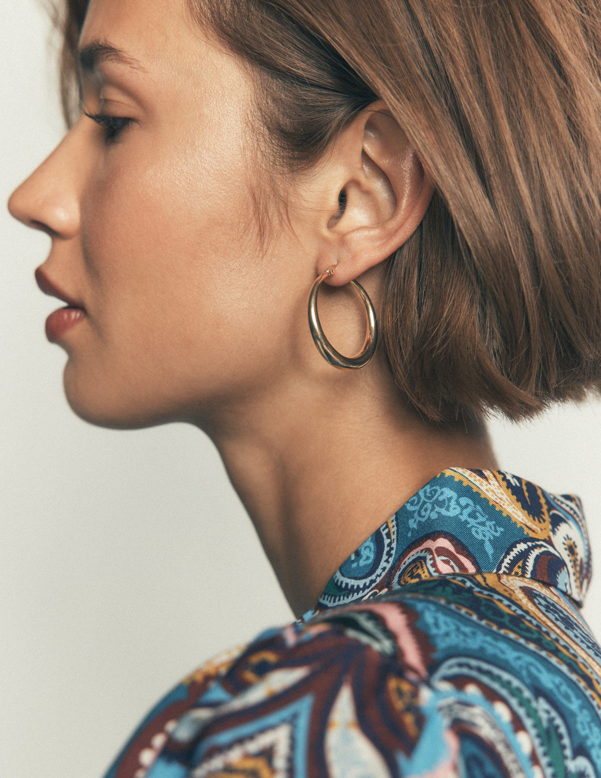 Classic Medium Hoops-Gold-2