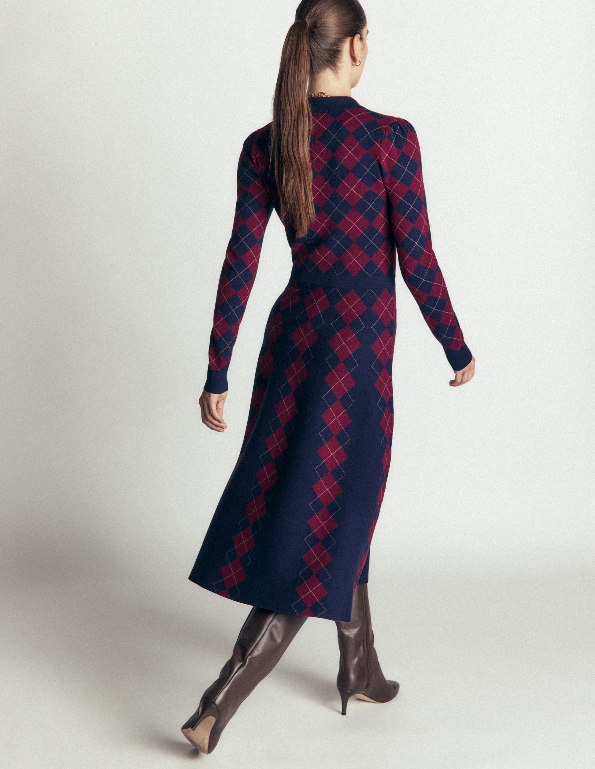 Fiona Strickkleid mit Reißverschluss vorn-Marineblau und Kastanienbraun Argyle-4