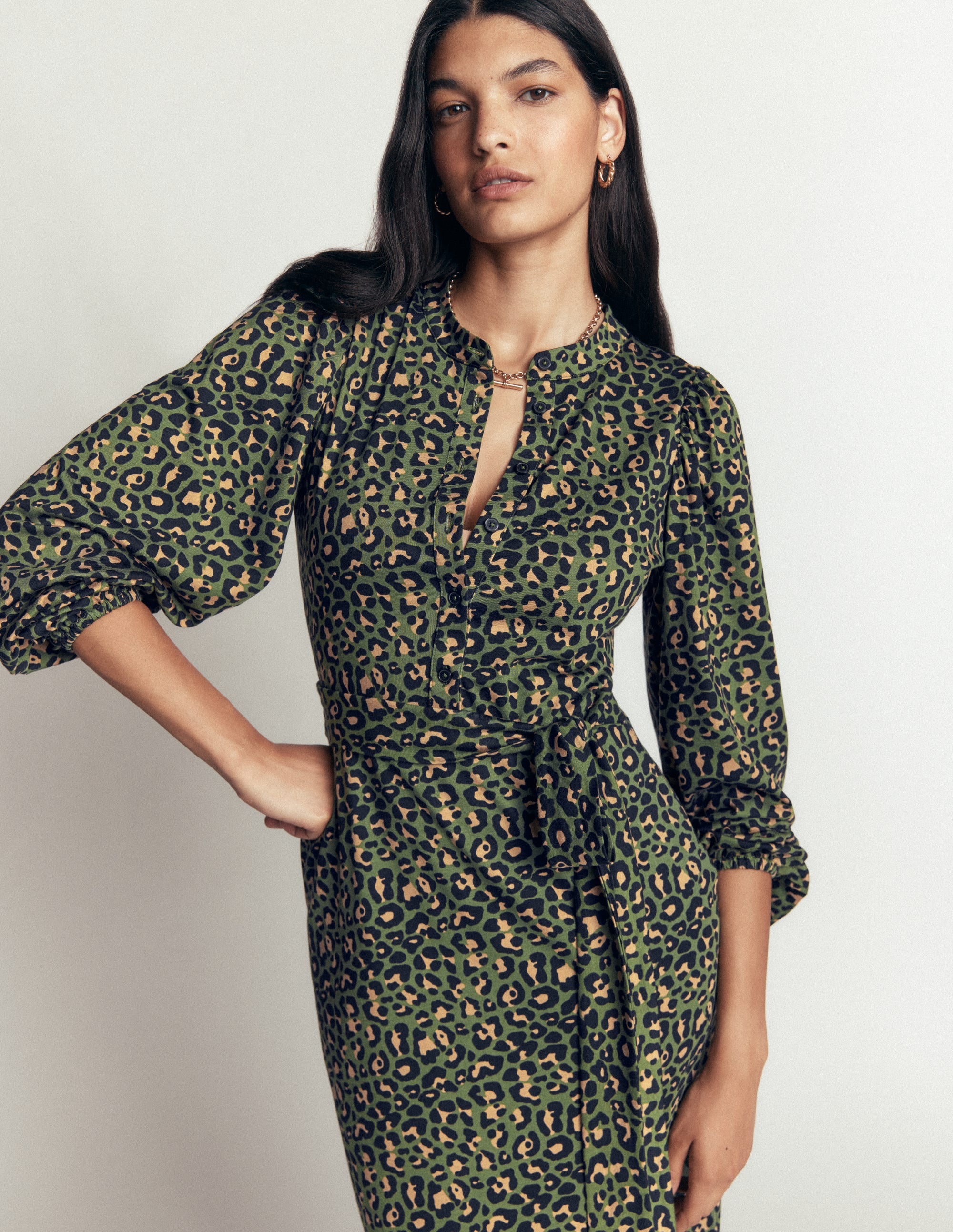 Robe midi Eli en jersey à ceinture-Vert Brunswick, léopard - Image 4