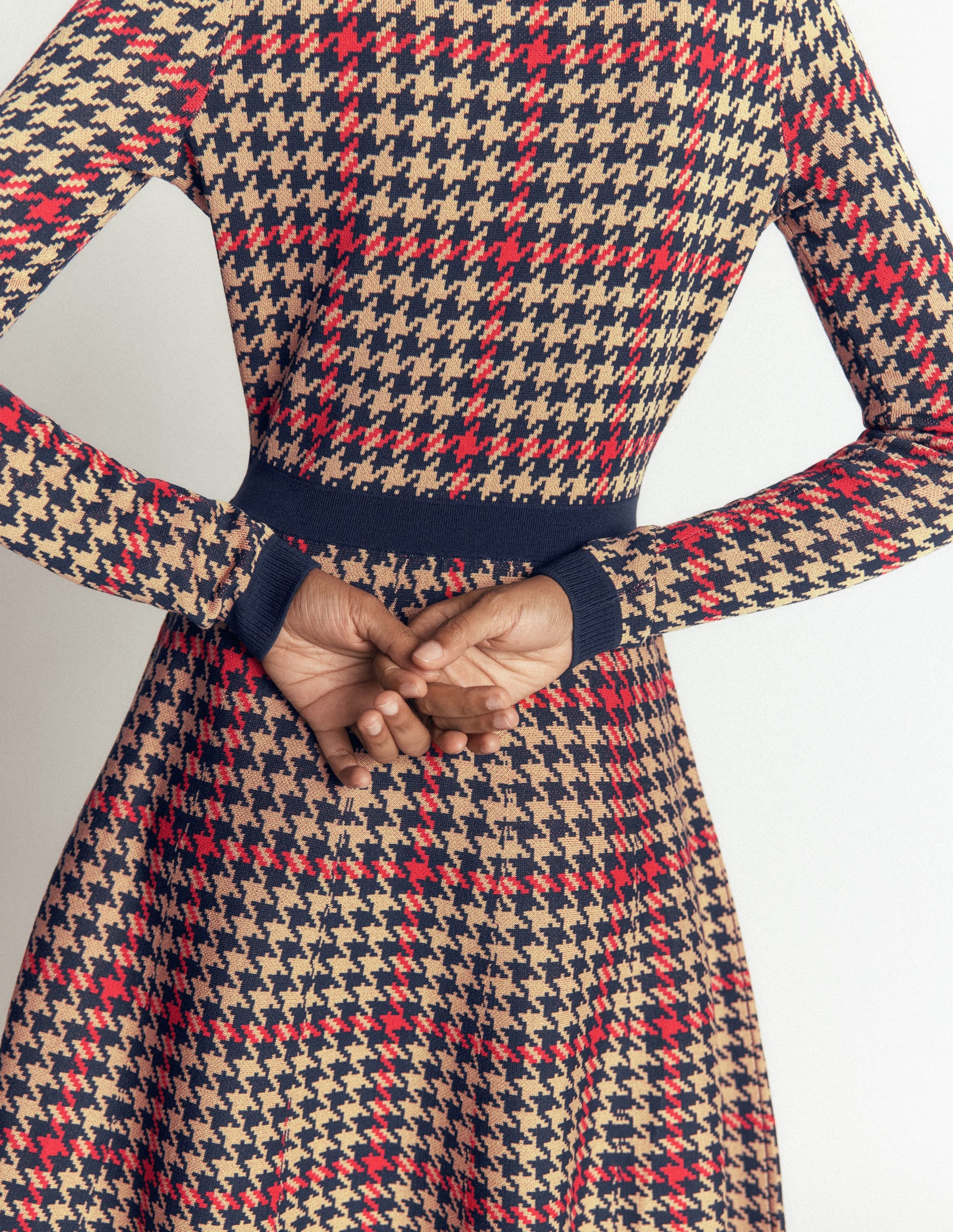 Jacquardkleid mit Rundhalsausschnitt-Marineblau, Camel, Rot Kariert - Image 6