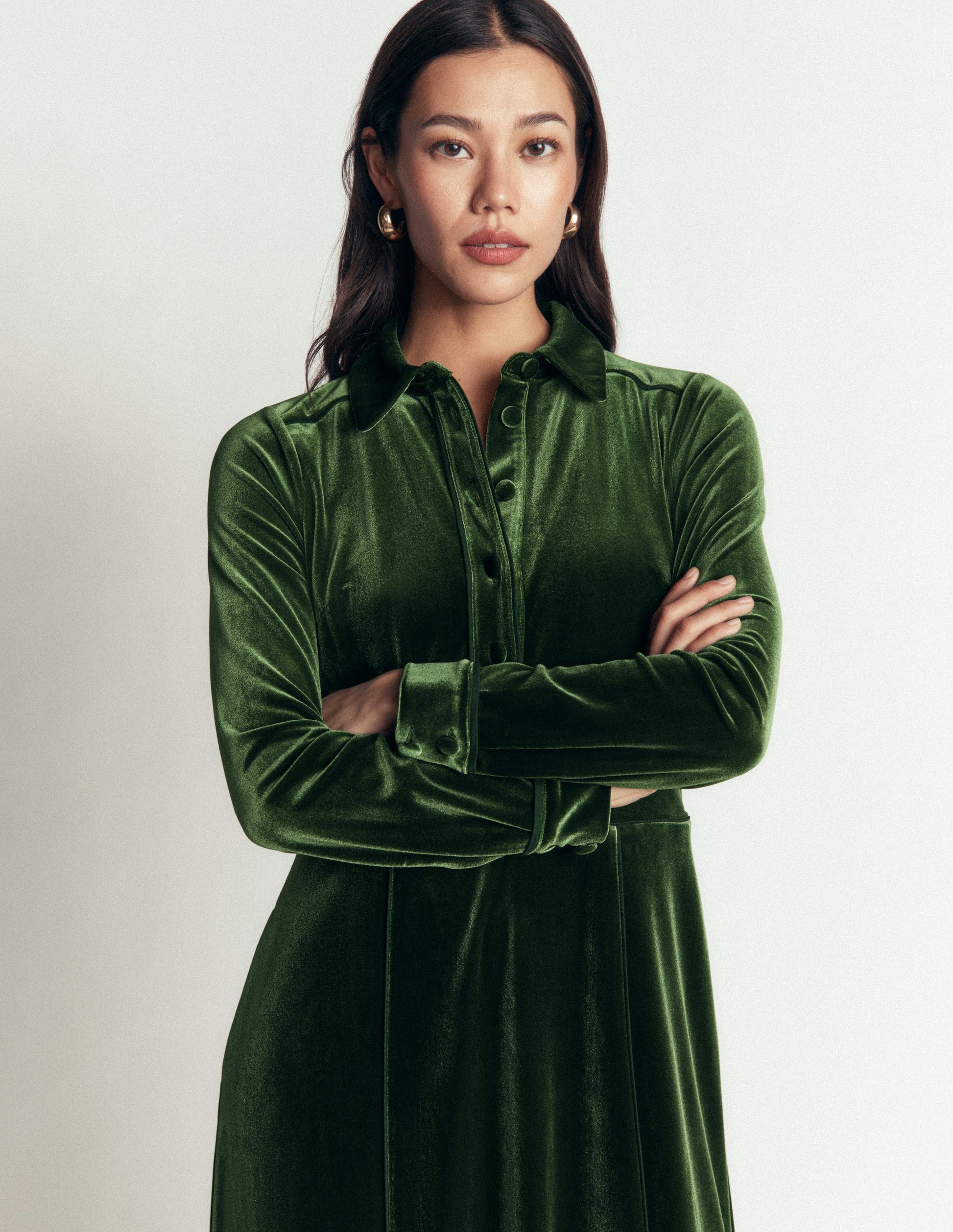 Etta Paspeliertes Samtkleid-Douglasie-6