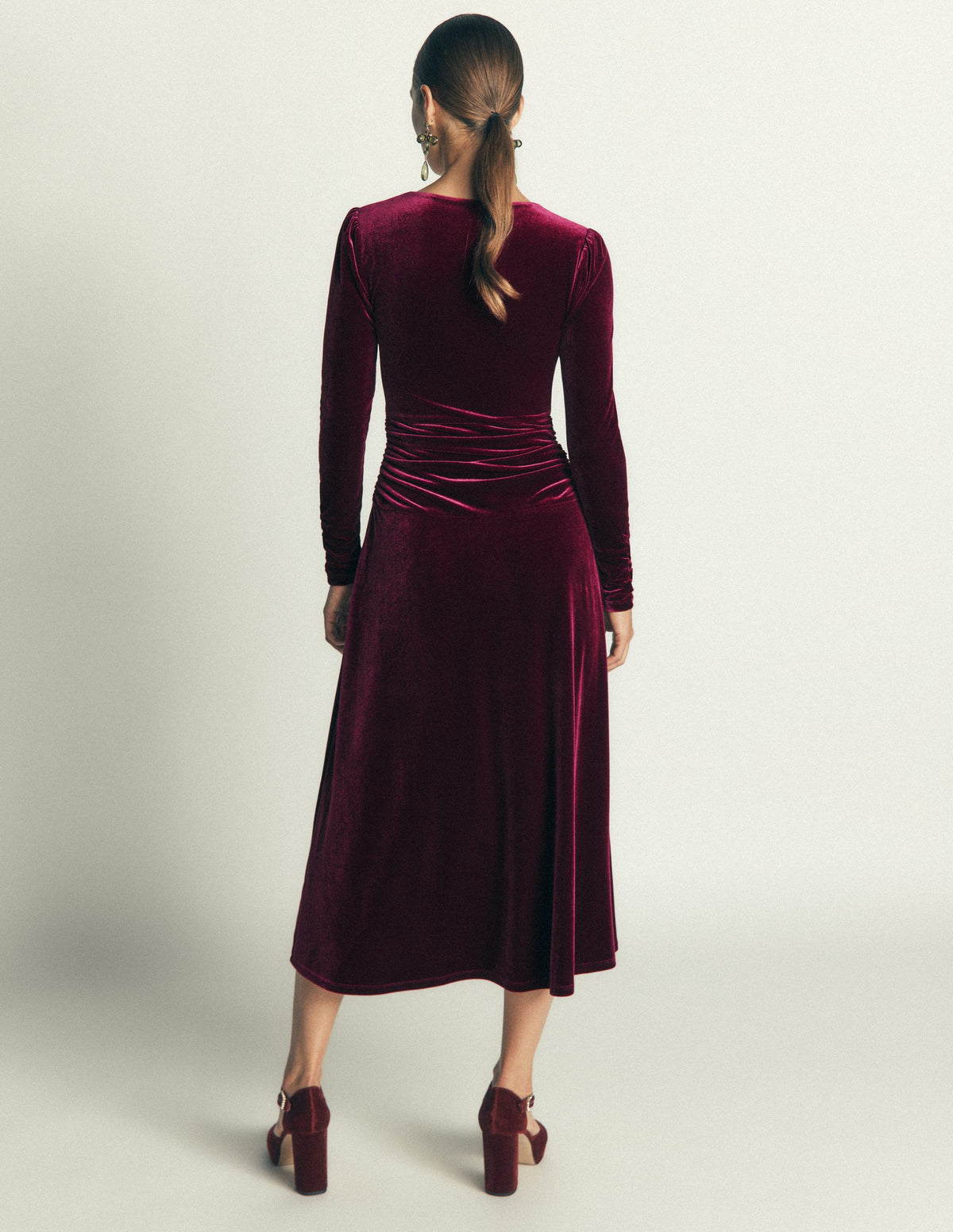 Robe midi Mya en velours froncé-Rouge betterave - Image 3
