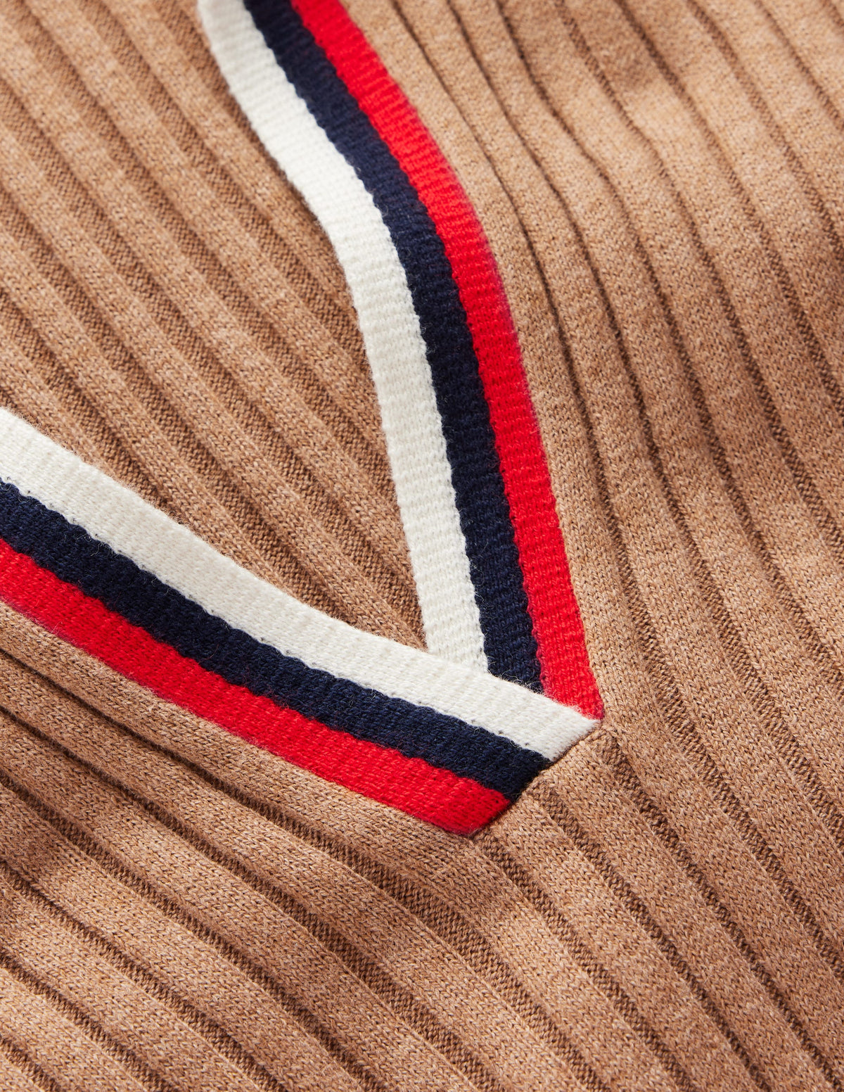 Geripptes Henley-Strickkleid-Camel Meliert - Image 7