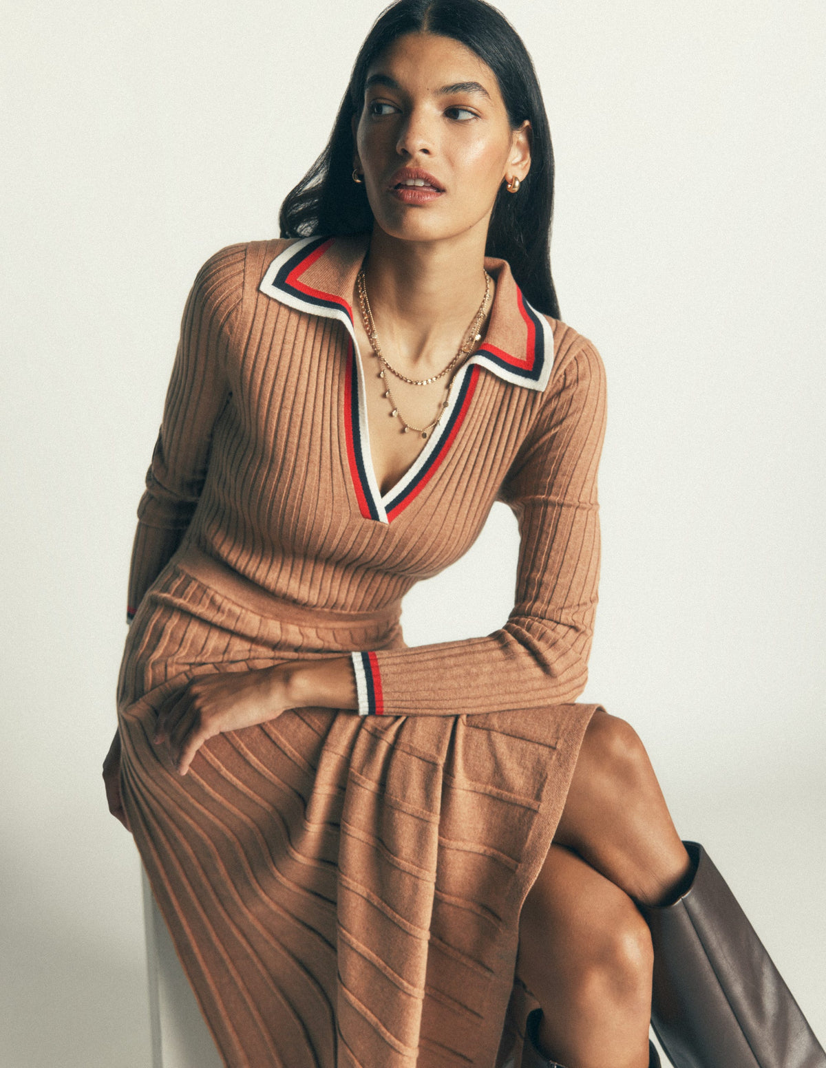 Geripptes Henley-Strickkleid-Camel Meliert-6