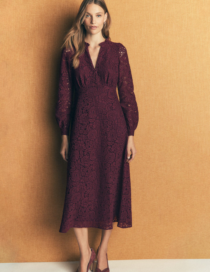 Robe style 40s Cassie en dentelle-Cerise foncée
