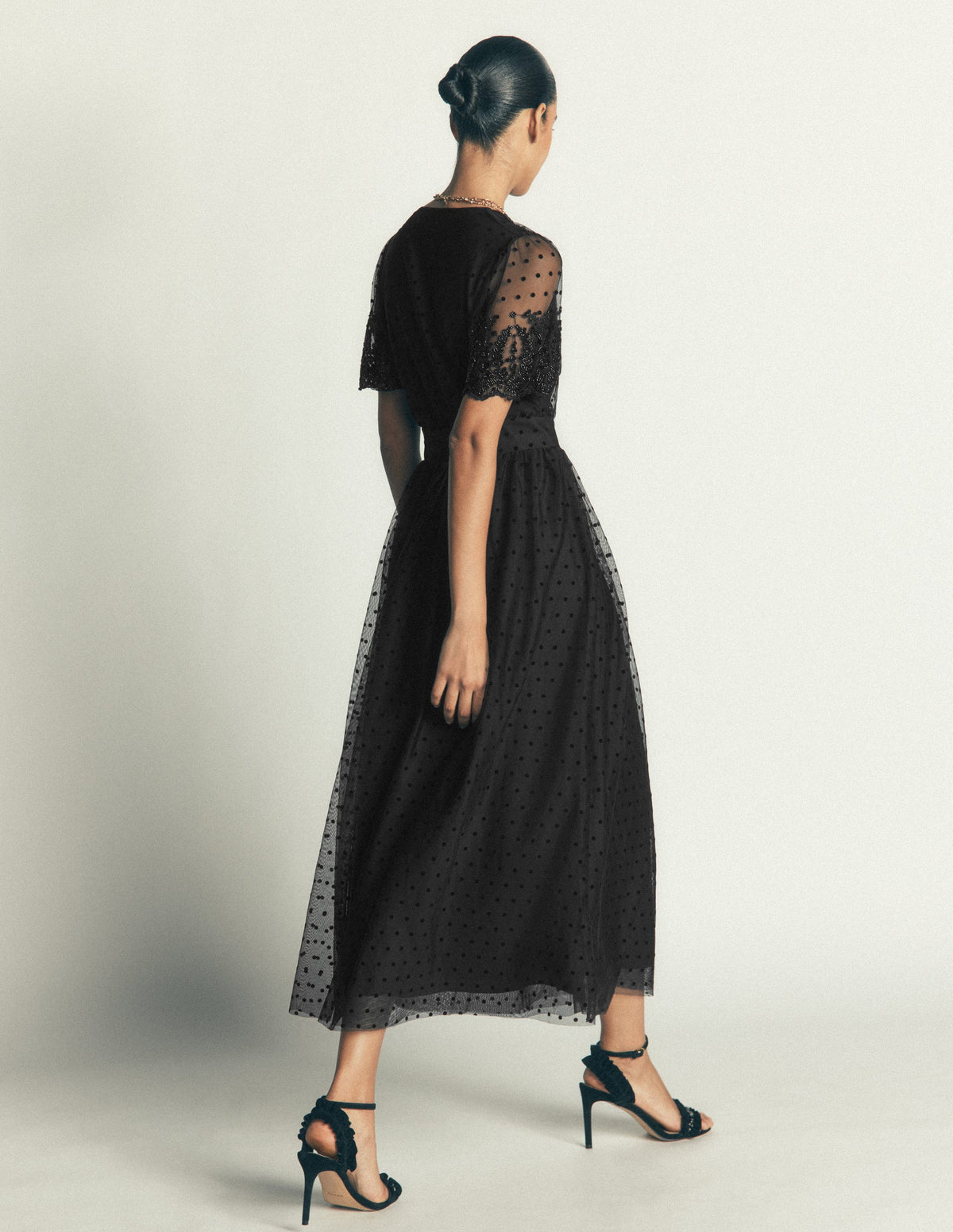 Besticktes Tüll-Maxikleid-Schwarz - Image 4