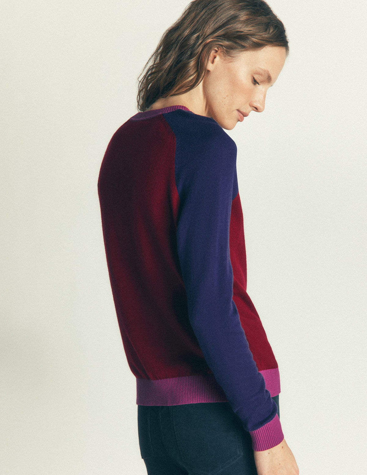 Meg Pullover mit Raglanärmeln-Merlot, Color Blocking - Image 3